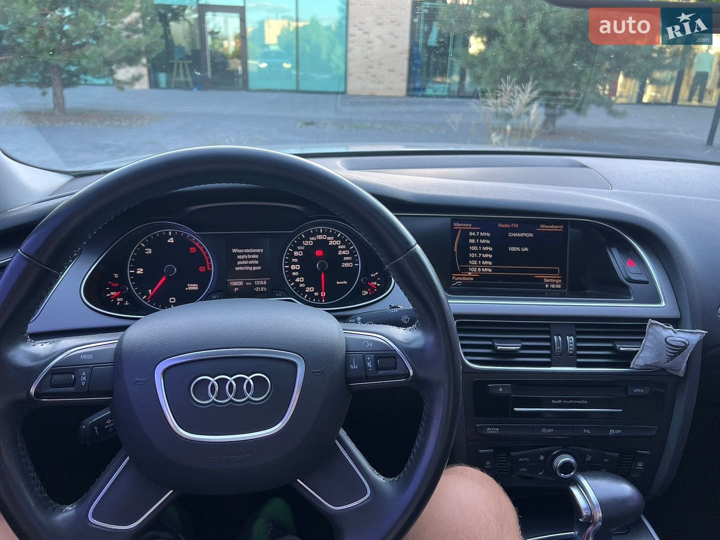 Audi A4 2012 VIN WAUZZZ8K9DN027808 фото оголошення 11 з 36