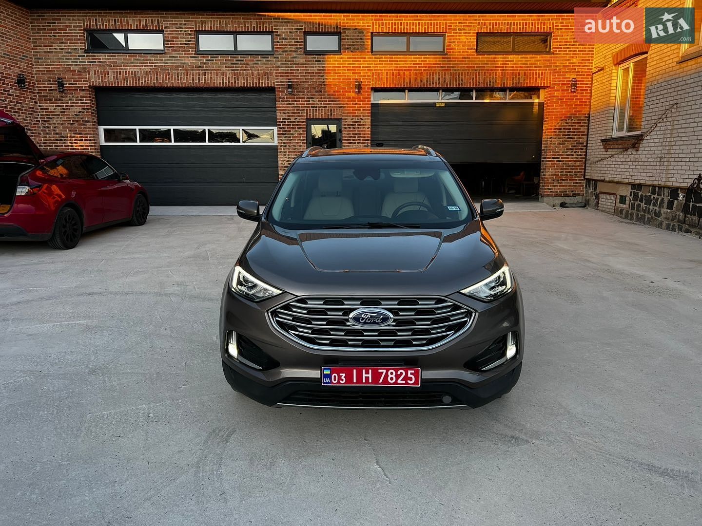 Ford Edge 2019 VIN 2FMPK4K95KBB43664 фото оголошення 7 з 42