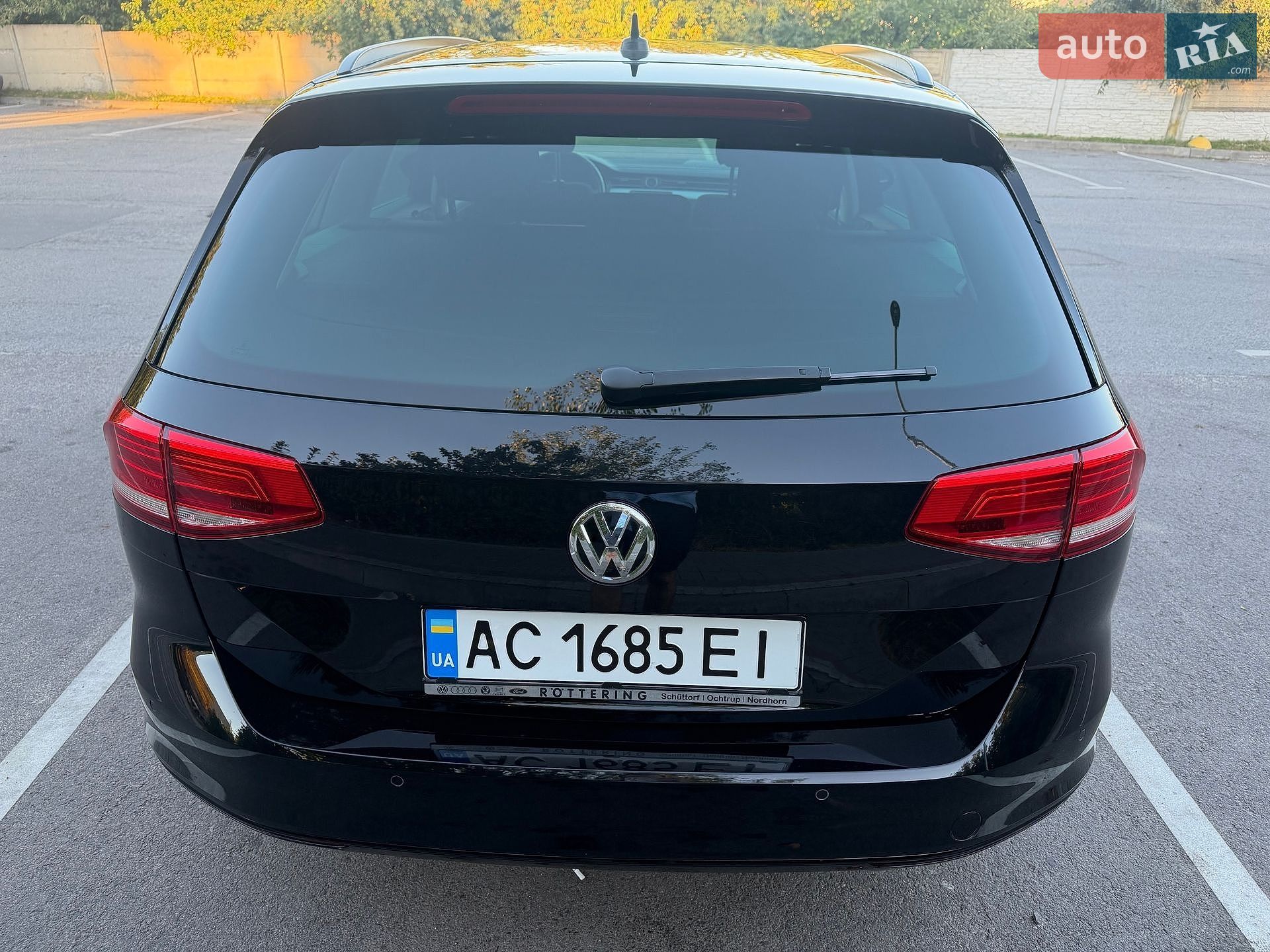 Volkswagen Passat 2016 VIN WVWZZZ3CZHE059024 фото оголошення 14 з 66