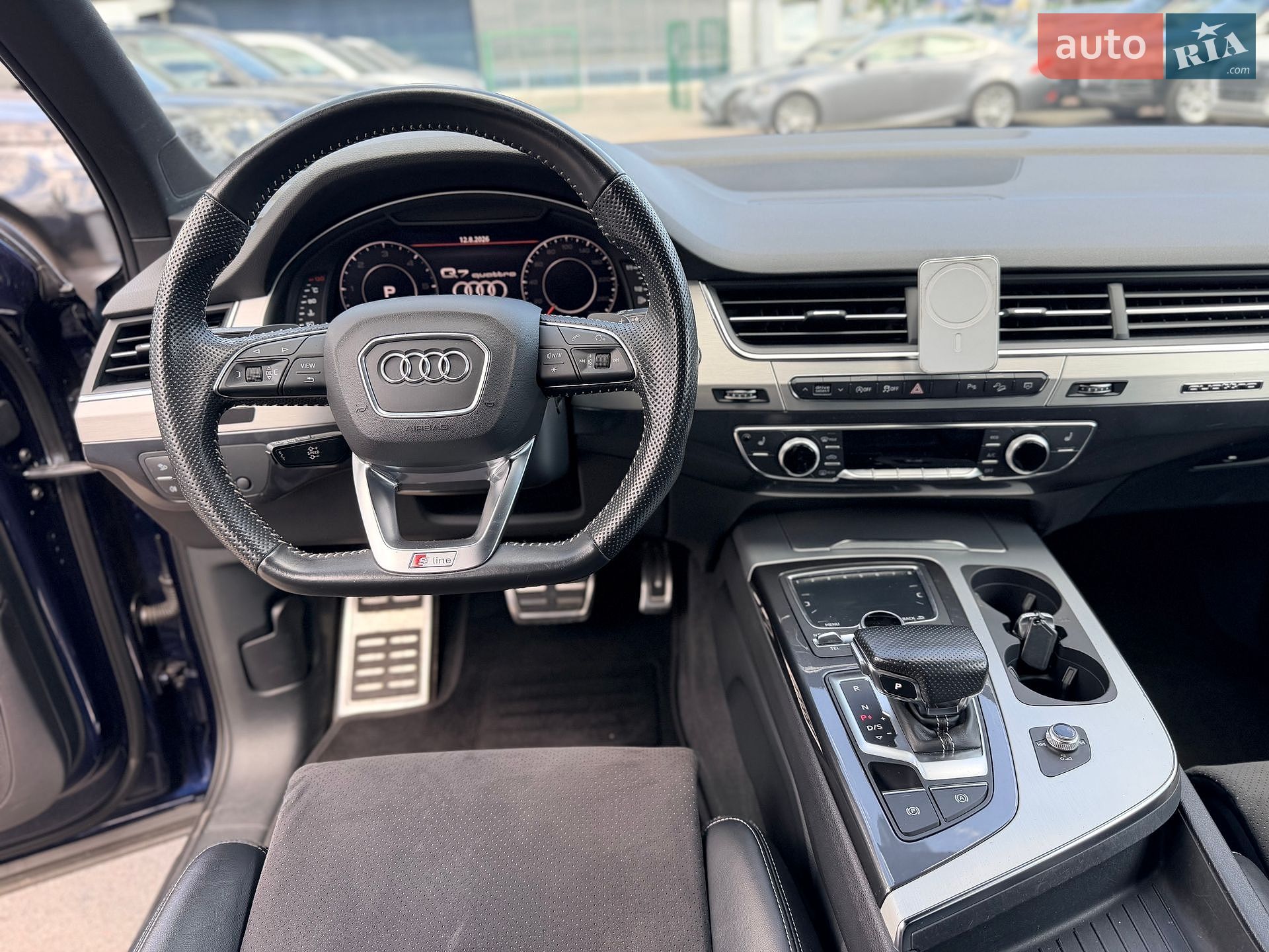 Audi Q7 2018 VIN WAUZZZ4M6KD003279 фото оголошення 27 з 49