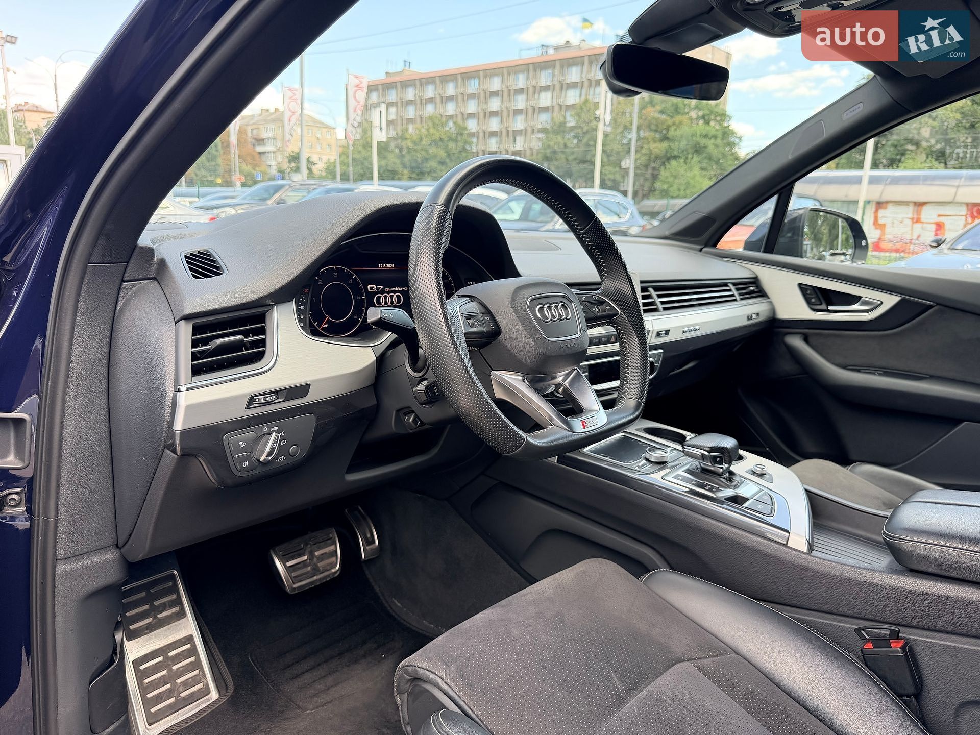 Audi Q7 2018 VIN WAUZZZ4M6KD003279 фото оголошення 28 з 49