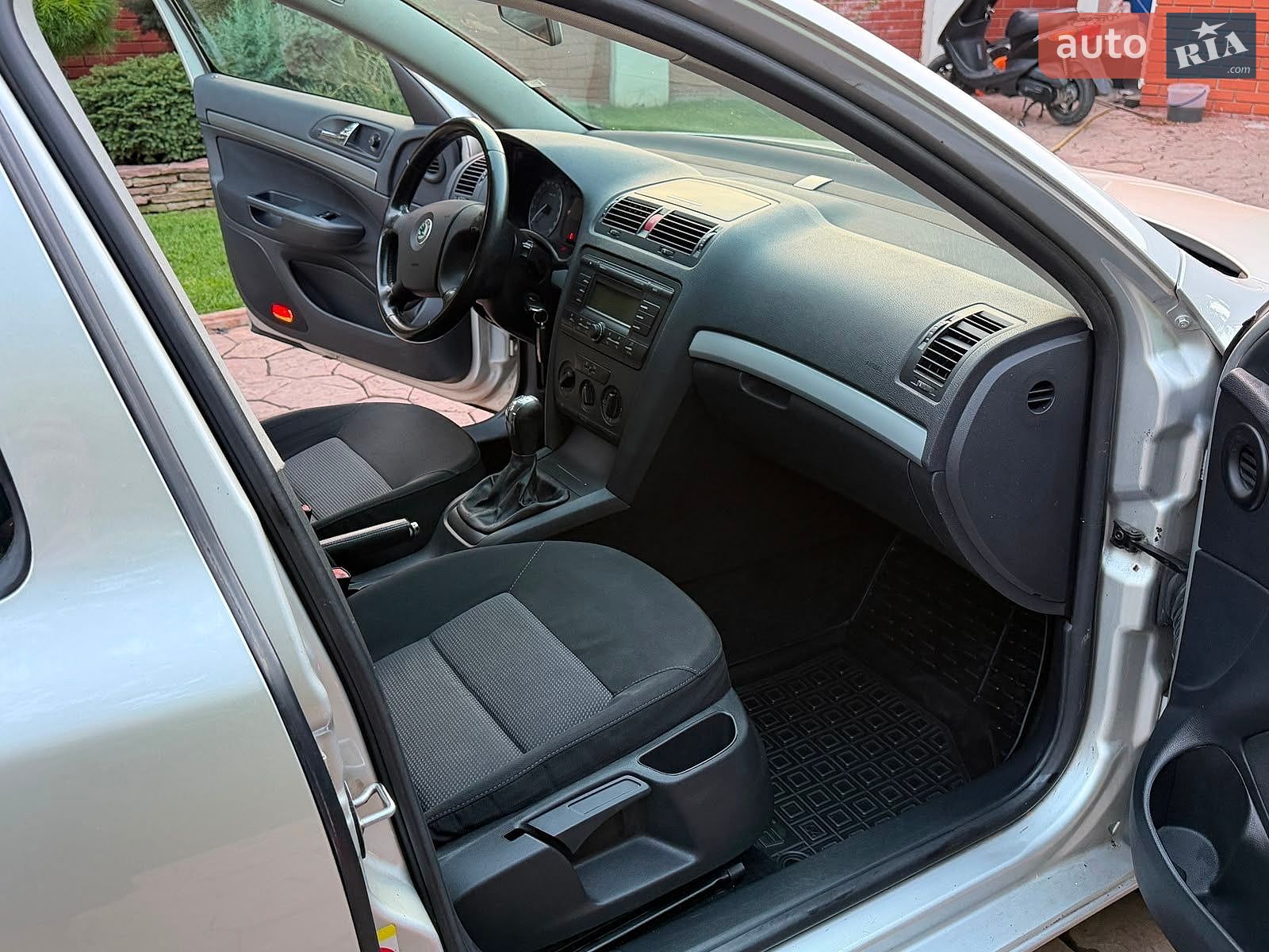 Skoda Octavia 2007 VIN TMBHA61Z172134837 фото оголошення 17 з 20