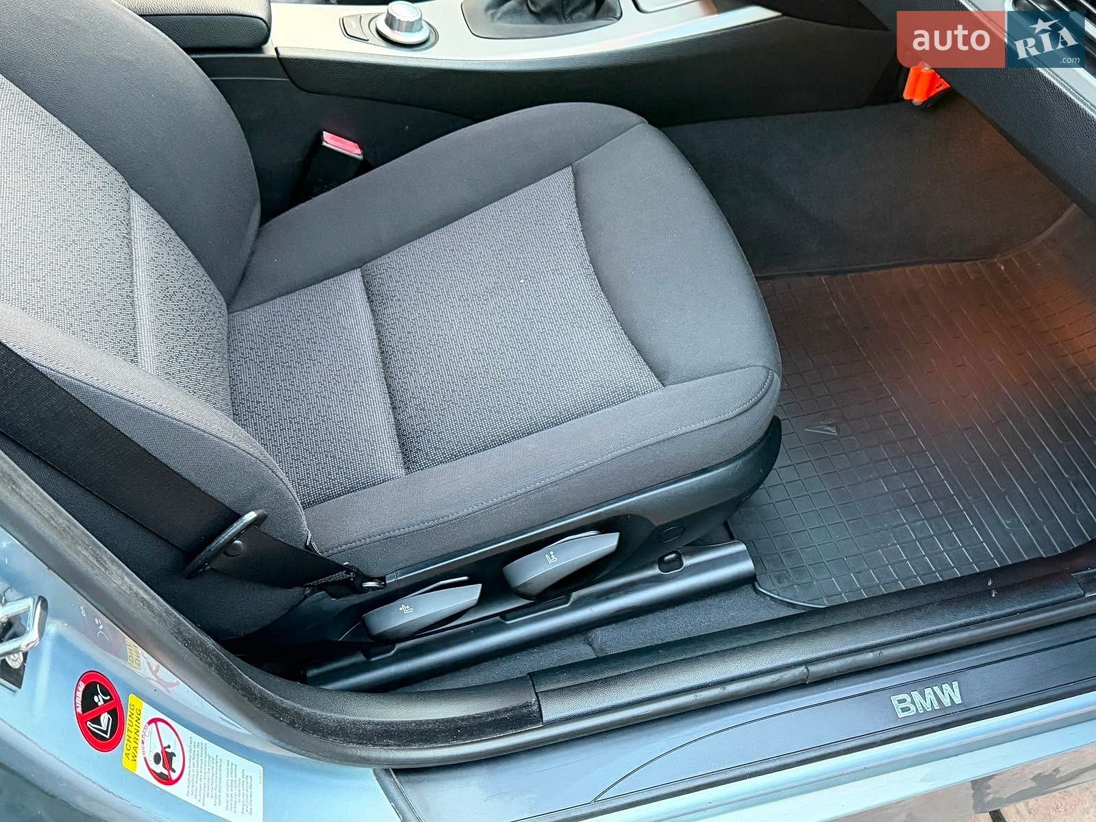 BMW 3 Series 2006 VIN WBAVU11040KW89511 фото оголошення 12 з 15