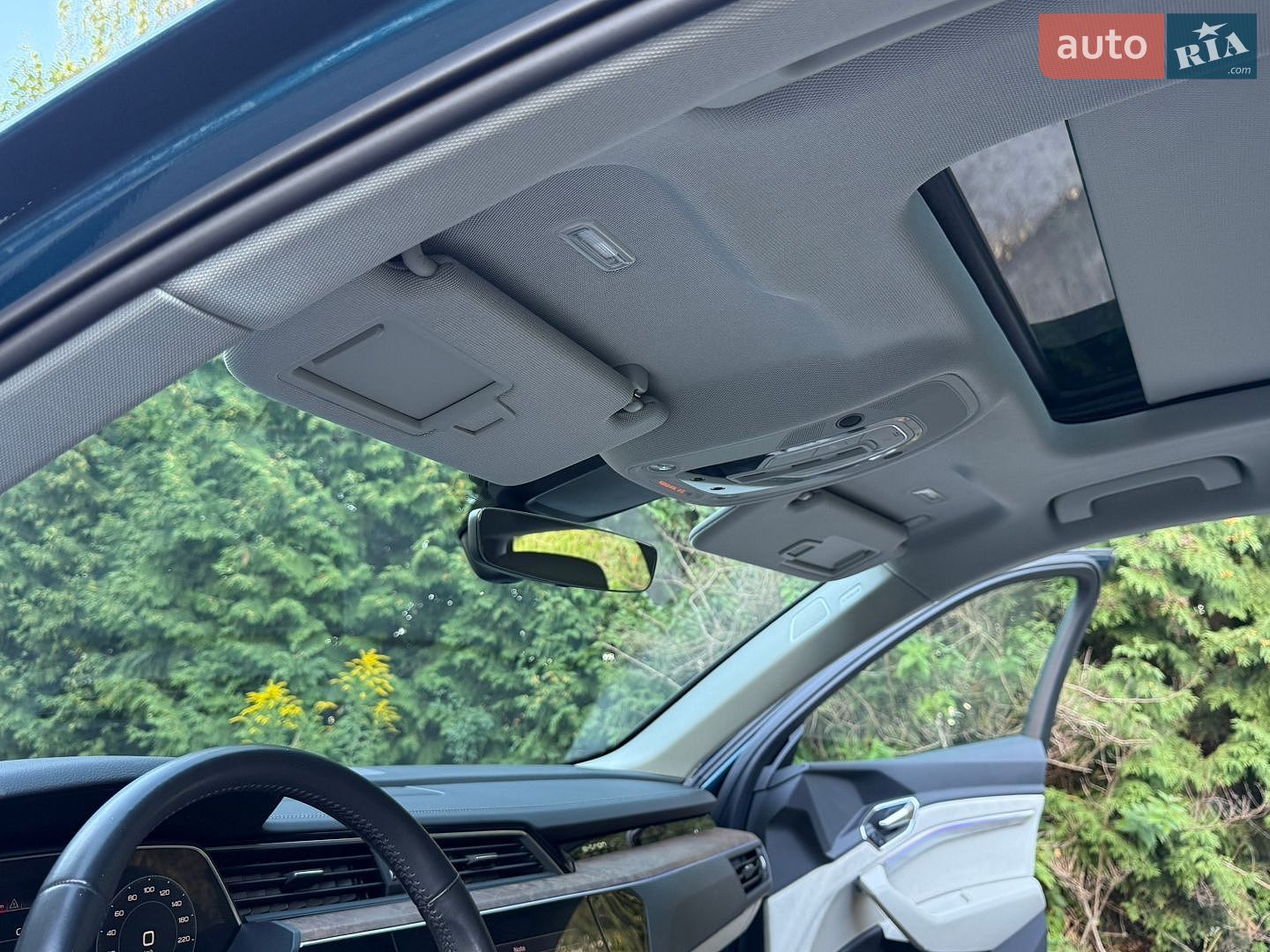 Audi e-tron 2020 VIN WA1VAAGE4KB015709 фото оголошення 51 з 109