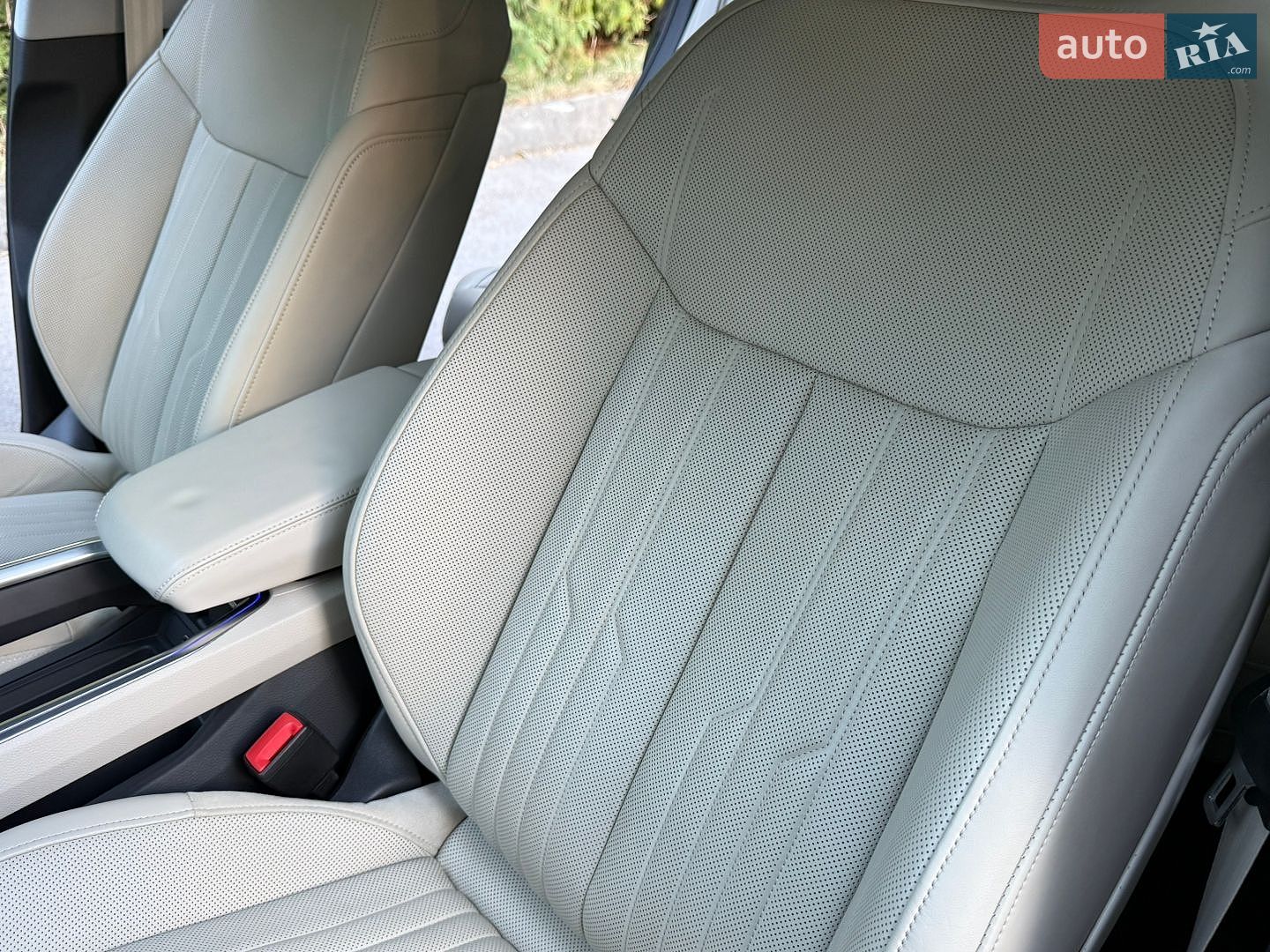 Audi e-tron 2020 VIN WA1VAAGE4KB015709 фото оголошення 54 з 109