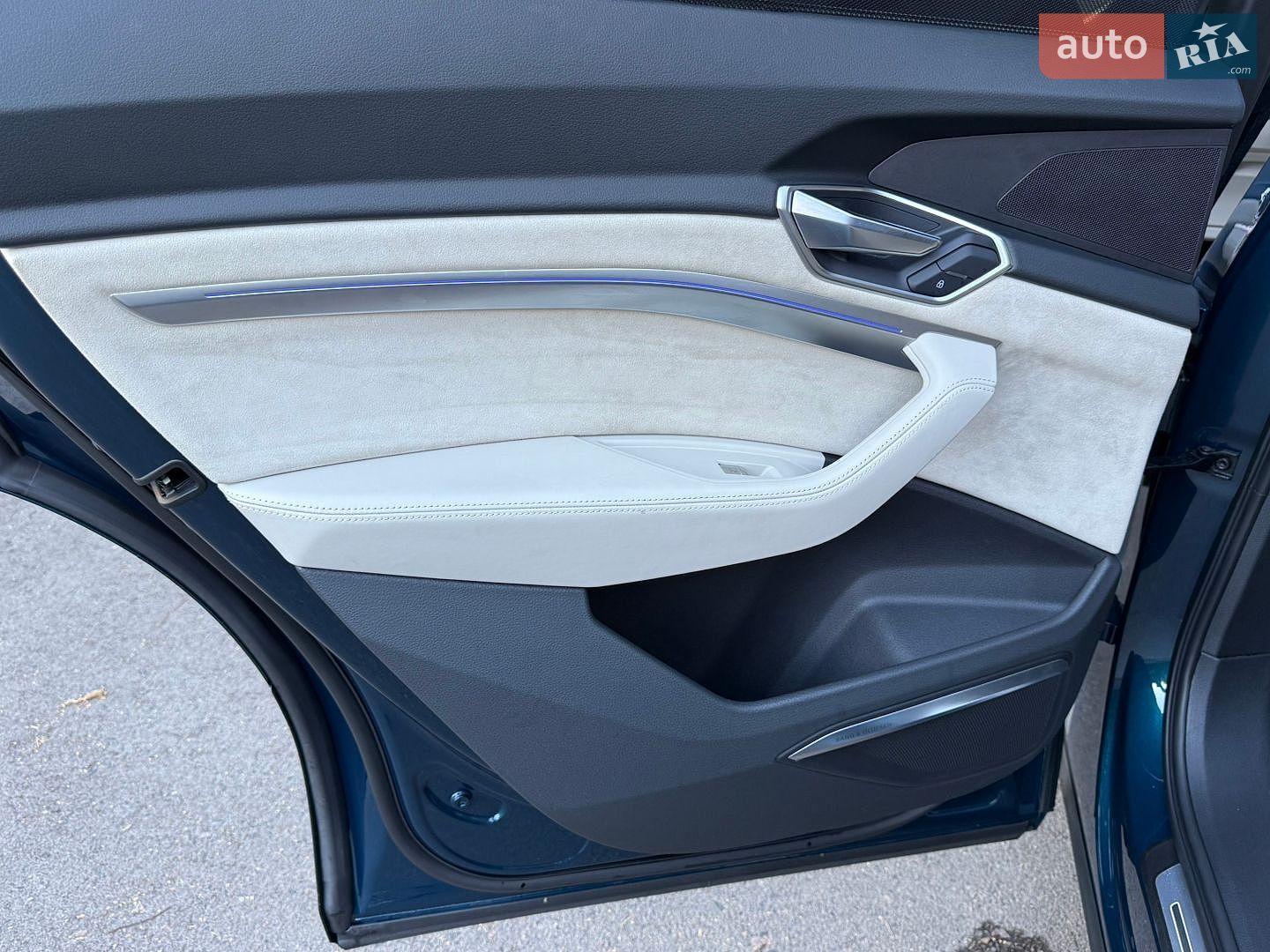 Audi e-tron 2020 VIN WA1VAAGE4KB015709 фото оголошення 59 з 109
