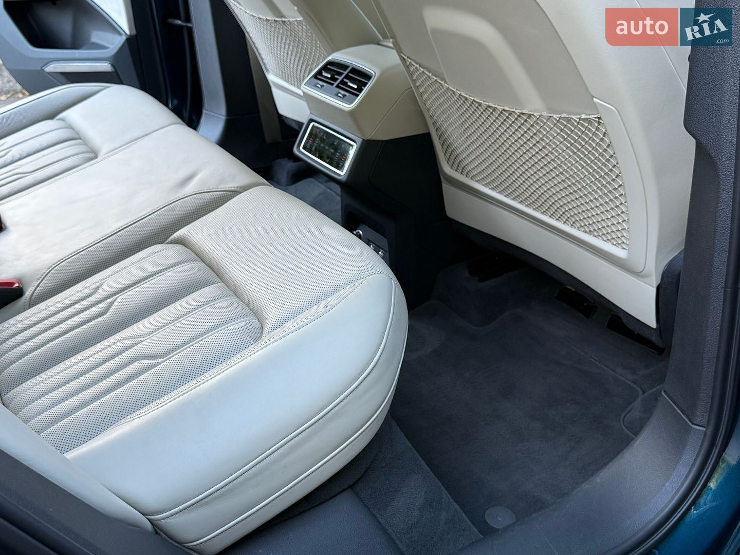 Audi e-tron 2020 VIN WA1VAAGE4KB015709 фото оголошення 69 з 109