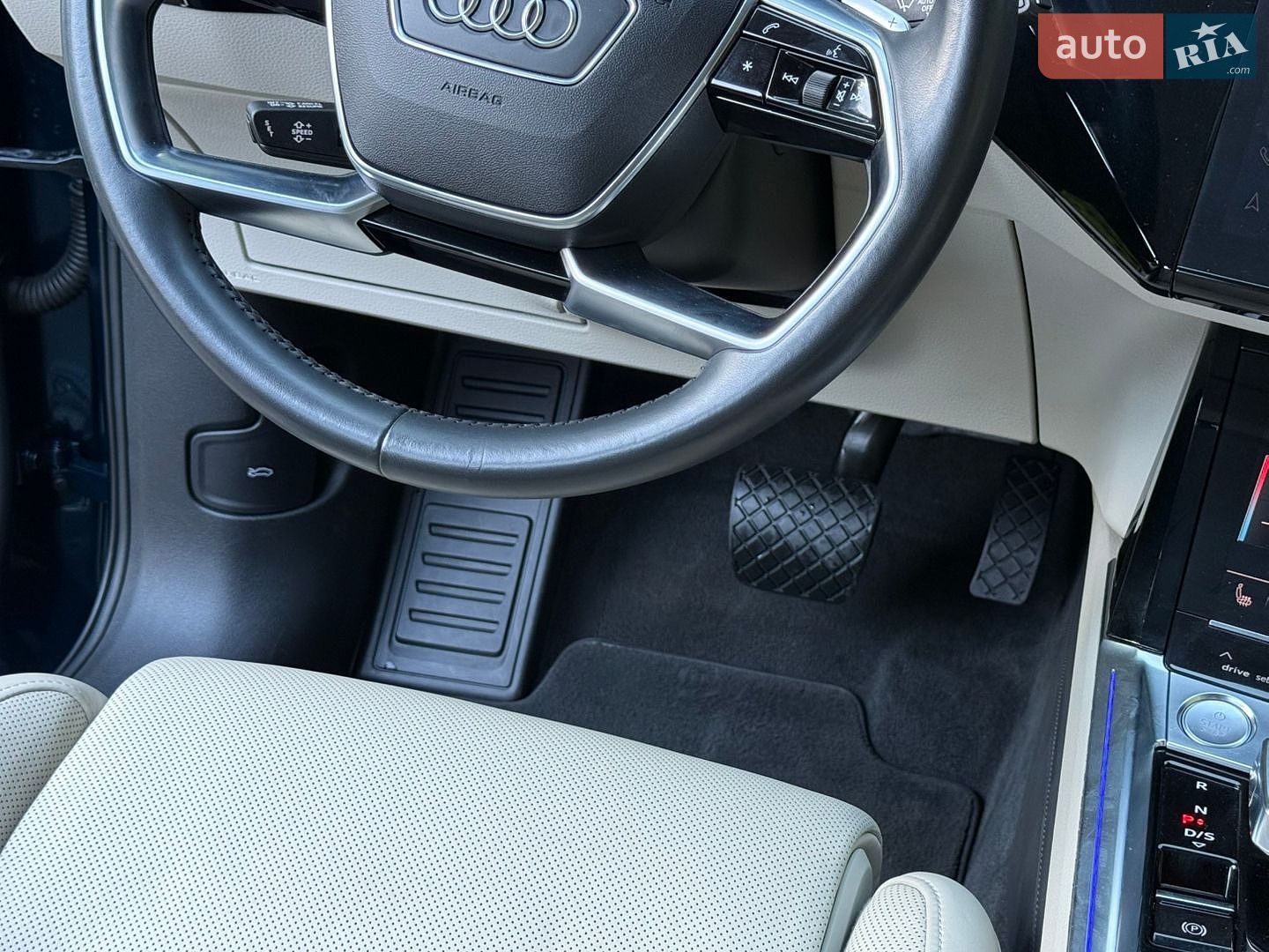 Audi e-tron 2020 VIN WA1VAAGE4KB015709 фото оголошення 72 з 109