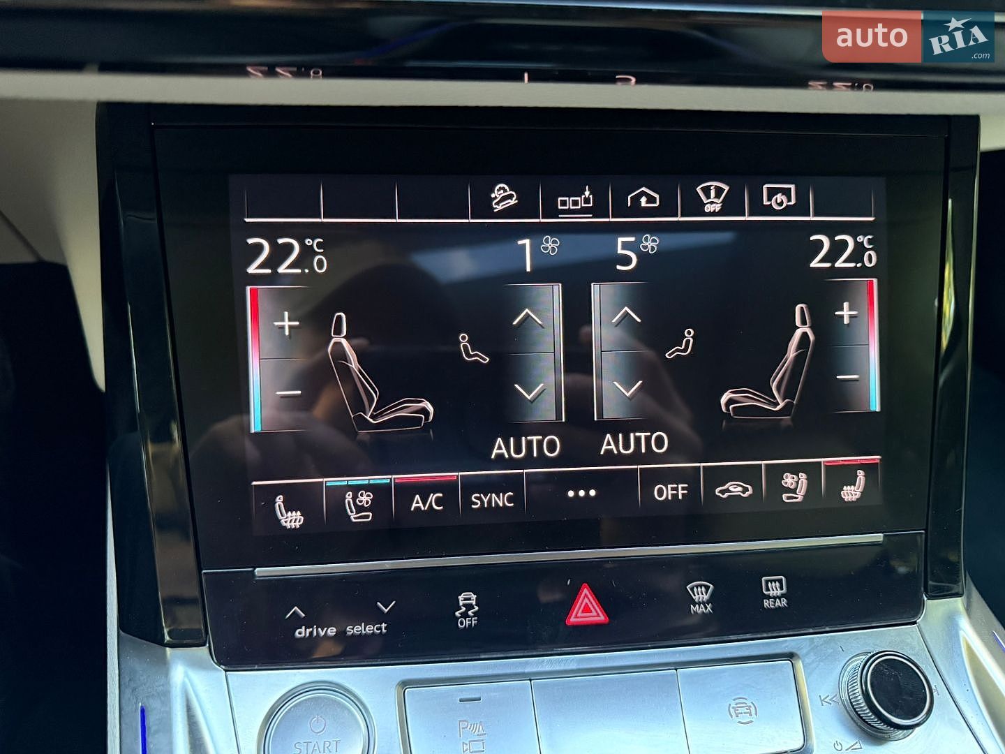 Audi e-tron 2020 VIN WA1VAAGE4KB015709 фото оголошення 106 з 109