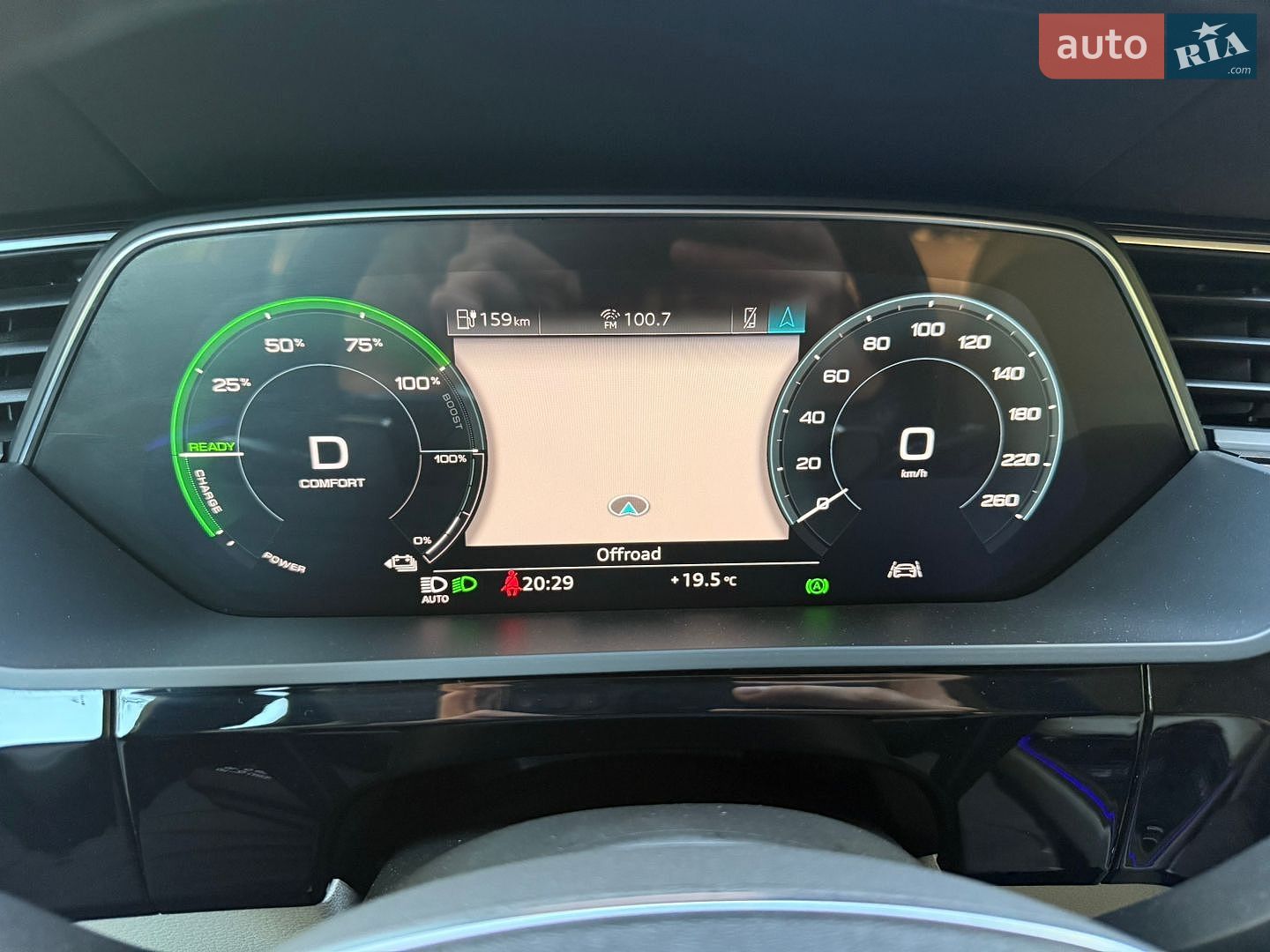 Audi e-tron 2020 VIN WA1VAAGE4KB015709 фото оголошення 108 з 109