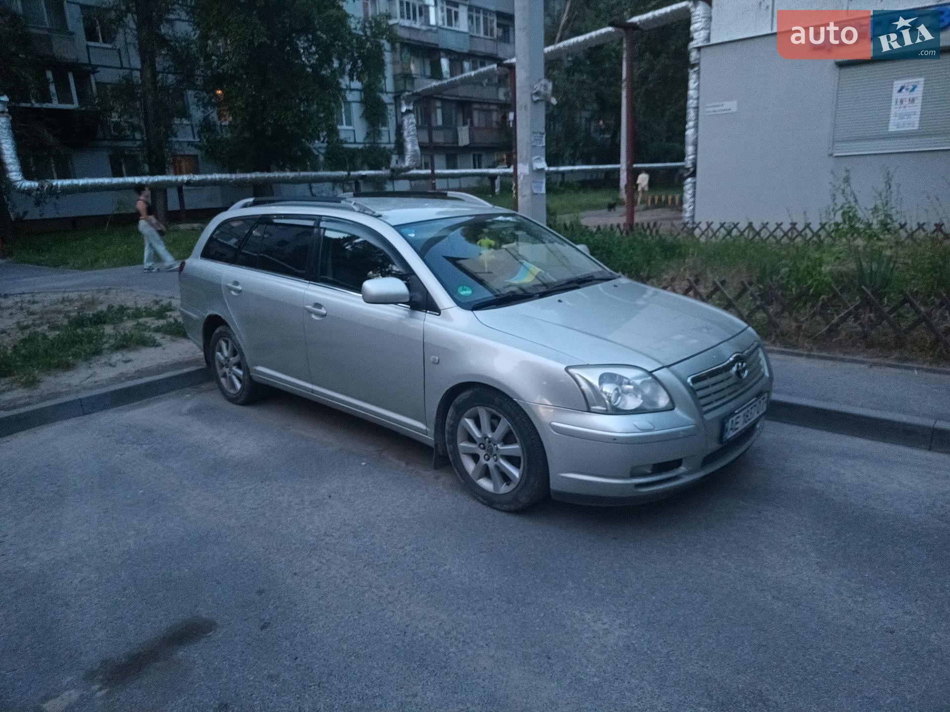 Toyota Avensis 2003 VIN SB1ER56L70E027228 фото оголошення 19 з 22