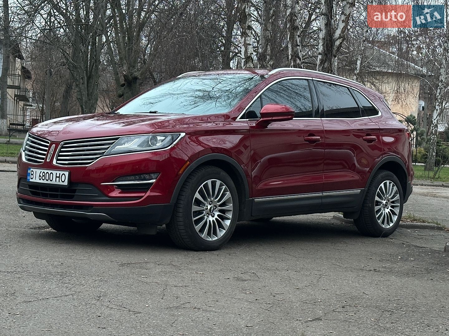 Lincoln MKC 2017 VIN 5LMCJ3D9XHUL53945 фото оголошення 4 з 17