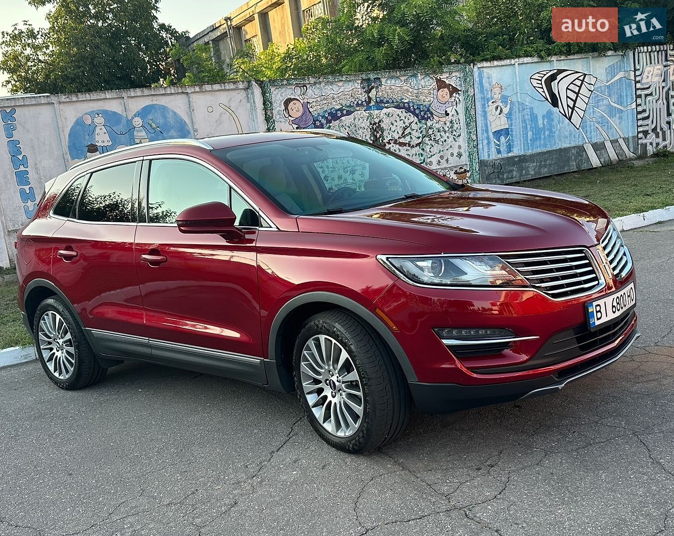 Lincoln MKC 2017 VIN 5LMCJ3D9XHUL53945 фото оголошення 5 з 17