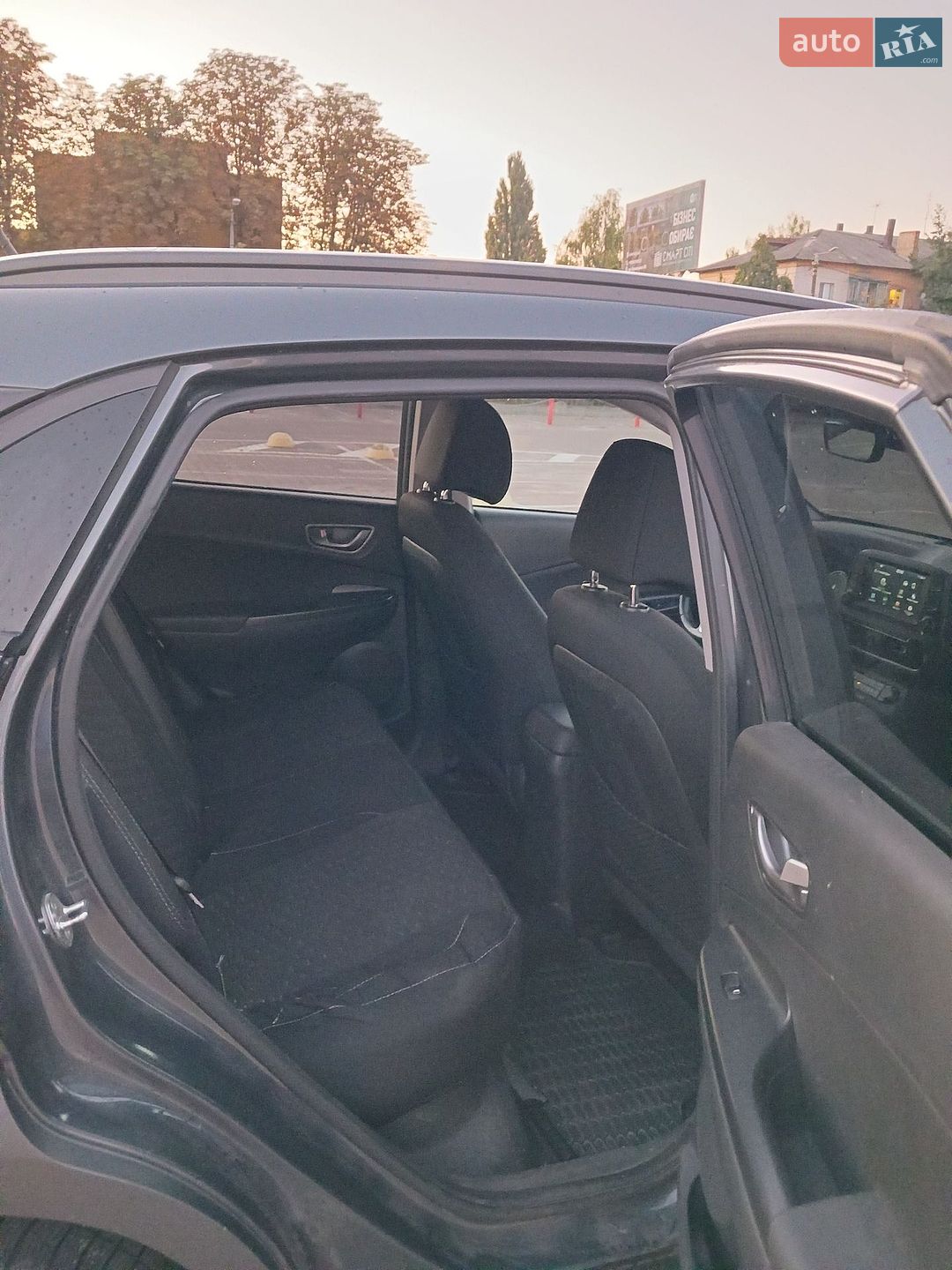 Hyundai Kona 2019 VIN KMHK381GFKU033836 фото оголошення 5 з 16