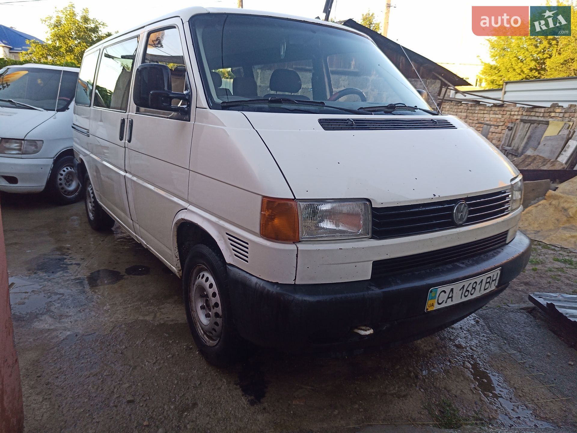 Volkswagen Transporter 2000 VIN WV1ZZZ70Z1X043052 фото оголошення 4 з 14