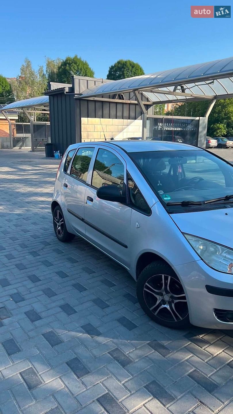 Mitsubishi Colt 2004 VIN XMCXJZ34A5F010647 фото оголошення 3 з 11