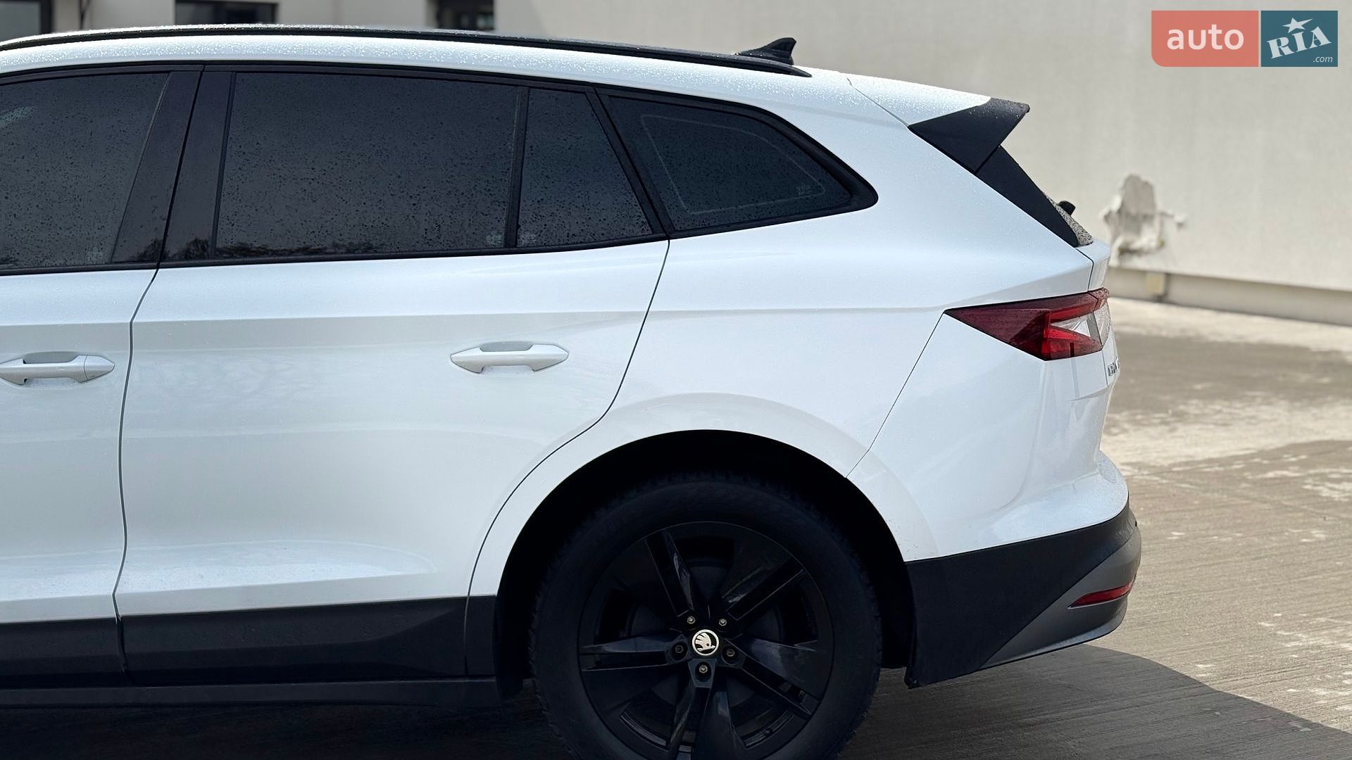 Skoda Enyaq iV 2022 VIN TMBJB7NY5PF014831 фото оголошення 7 з 20