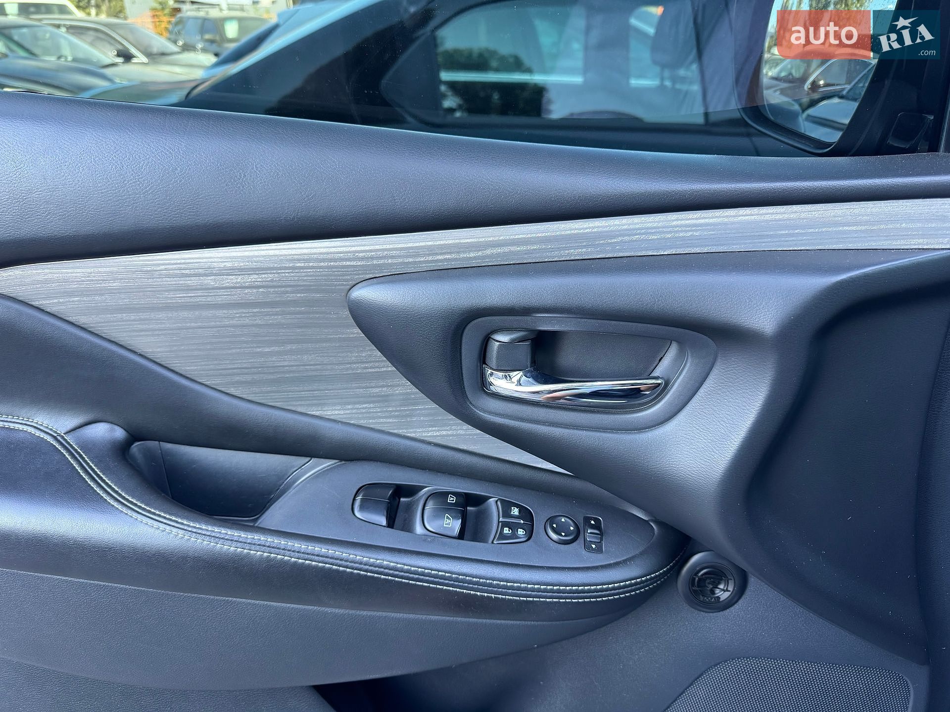 Nissan Murano 2018 VIN 5N1AZ2MG8JN193639 фото оголошення 15 з 20