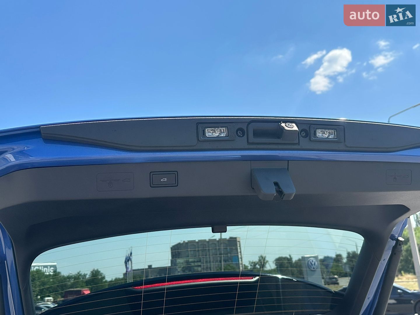 Volkswagen T-Roc 2026 VIN WVGZZZA21TV040768 фото оголошення 14 з 18