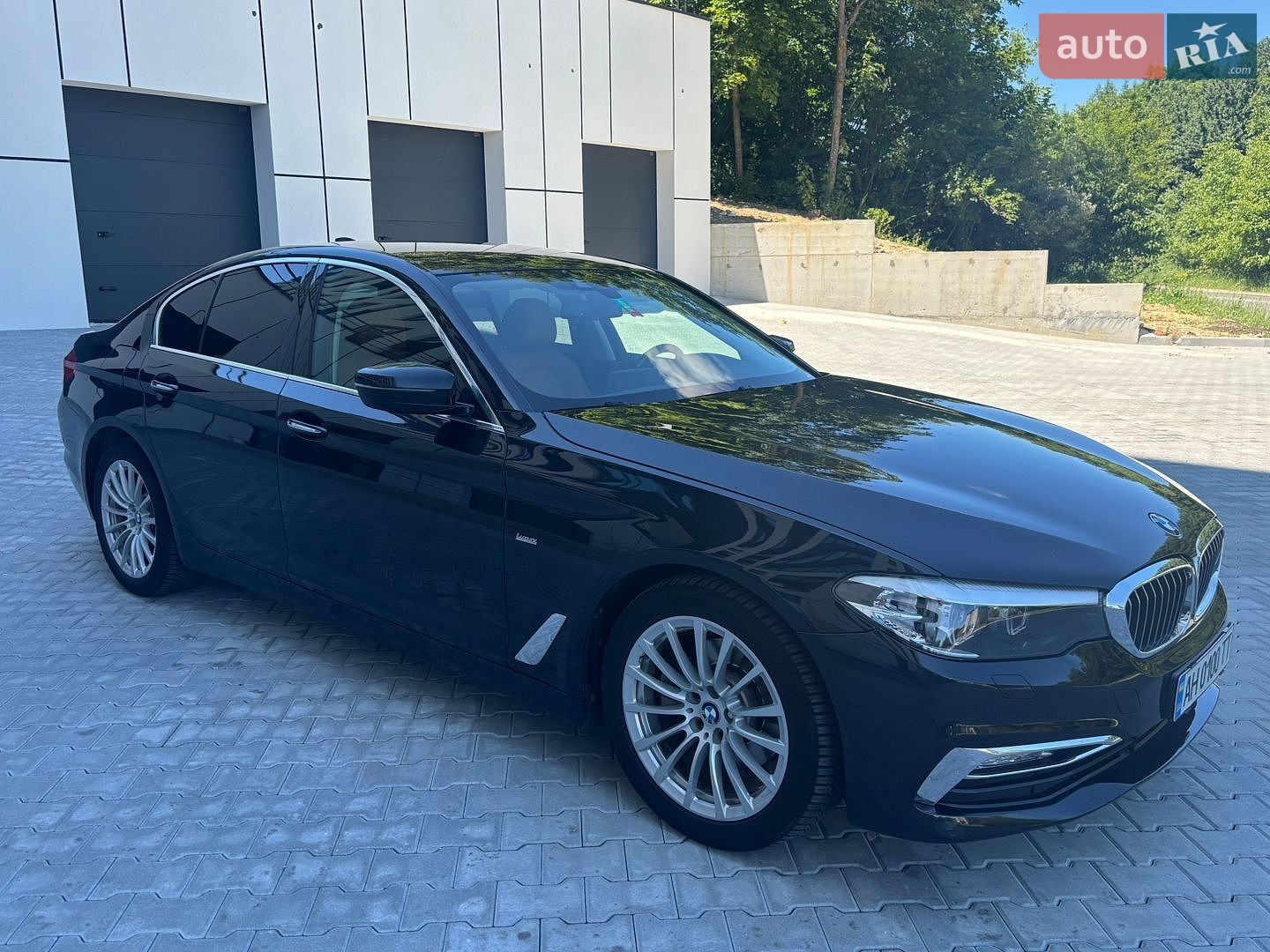 BMW 5 Series 2017 VIN WBAJC31010G872008 фото оголошення 5 з 25