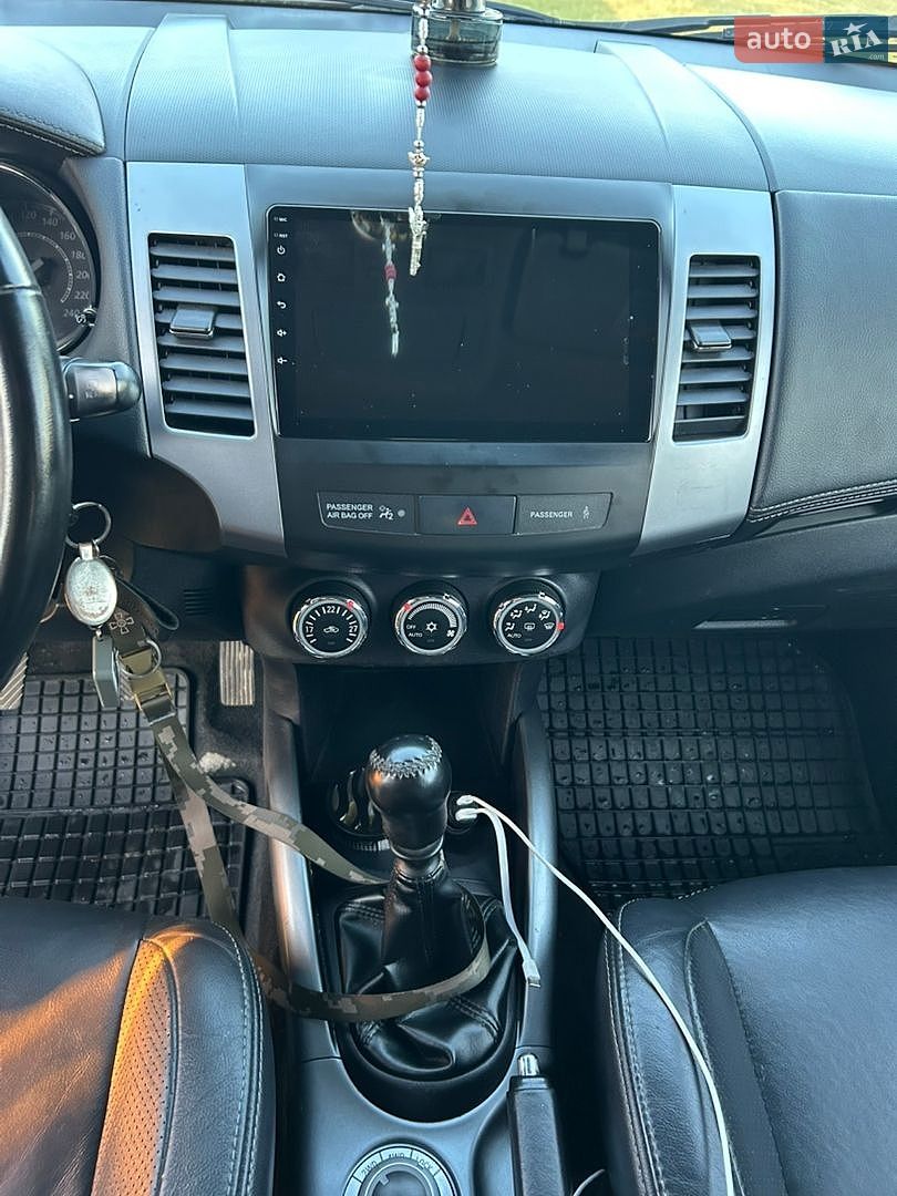 Citroen C-Crosser 2010 VIN VF7VV4HK8BZ900979 фото оголошення 20 з 20