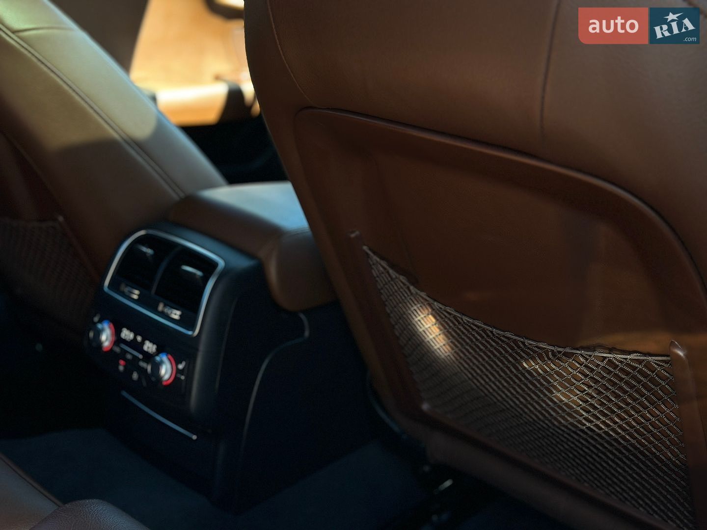 Audi A7 Sportback 2015 VIN WAUWGAFC7GN078931 фото оголошення 27 з 33