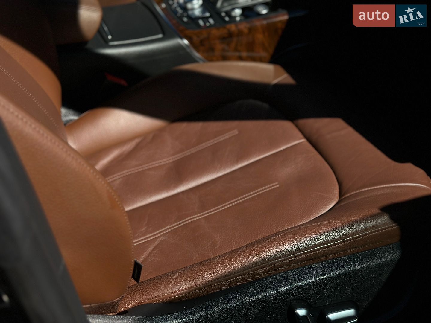 Audi A7 Sportback 2015 VIN WAUWGAFC7GN078931 фото оголошення 31 з 33