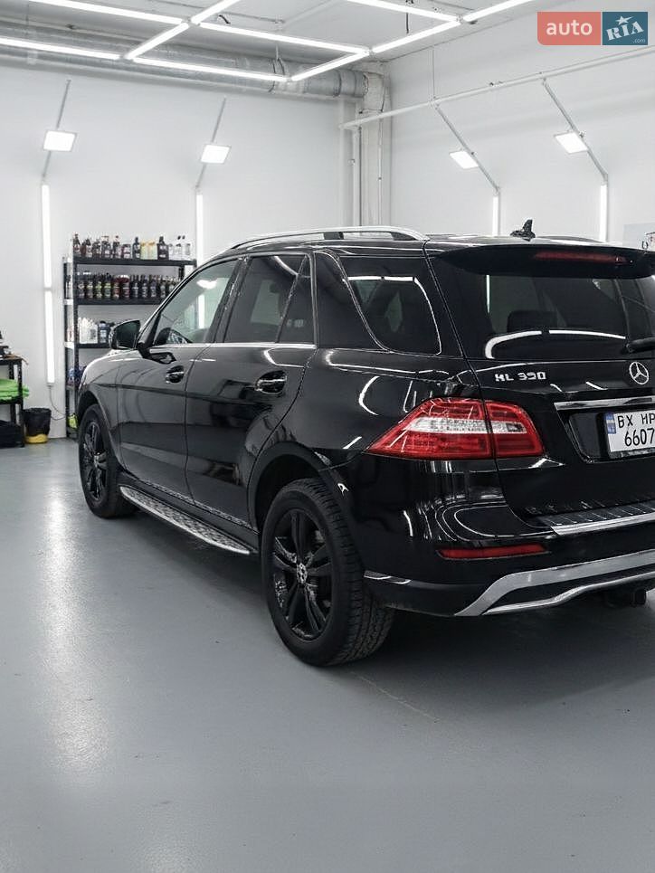 Mercedes-Benz M-Class 2012 VIN 4JGDA2EB2DA174491 фото оголошення 2 з 8