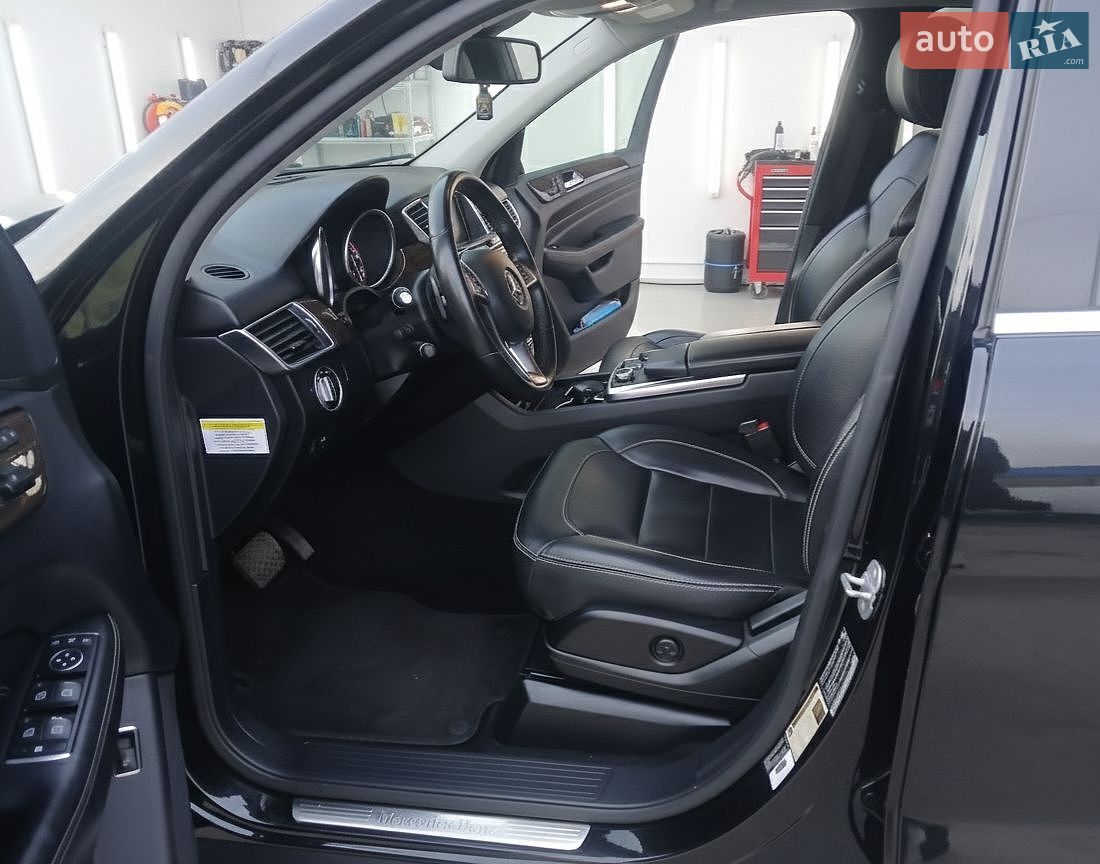 Mercedes-Benz M-Class 2012 VIN 4JGDA2EB2DA174491 фото оголошення 4 з 8