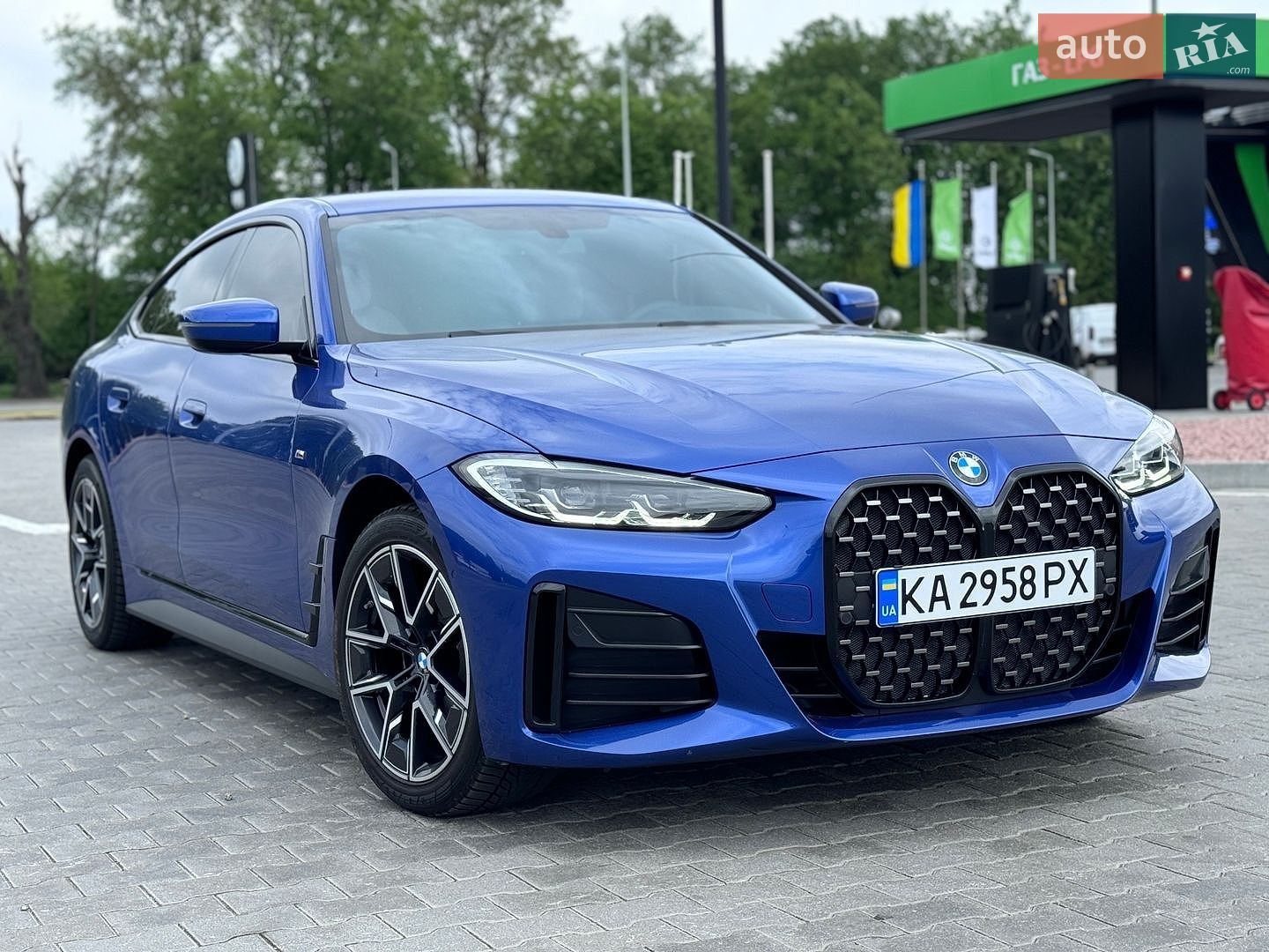 BMW 4 Series 2022 VIN WBA11AV090FM68786 фото оголошення 3 з 24
