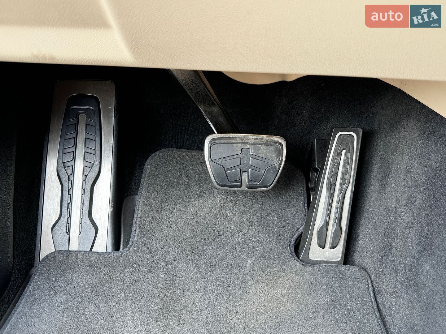 BMW 4 Series 2022 VIN WBA11AV090FM68786 фото оголошення 21 з 24