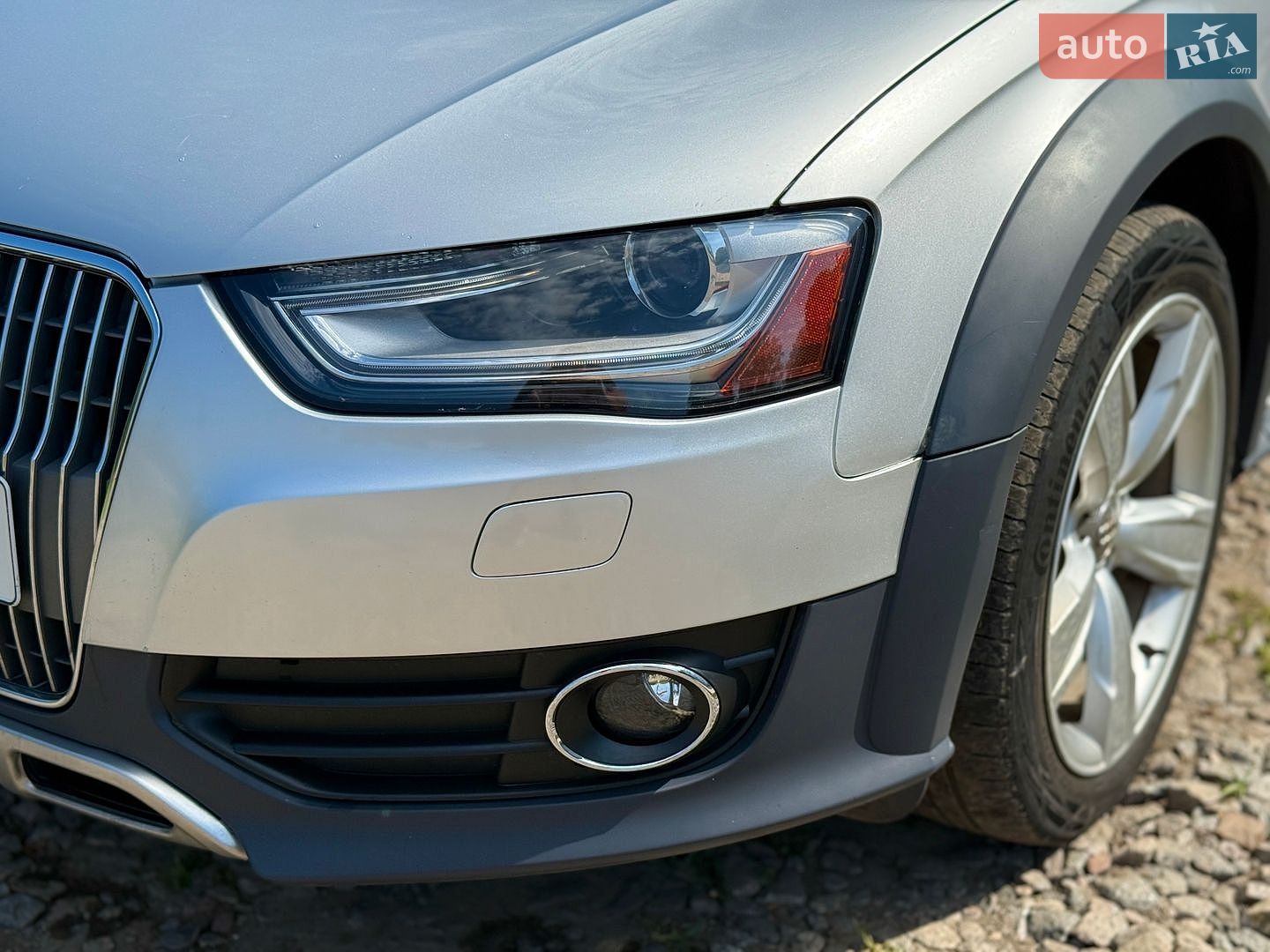 Audi A4 Allroad 2013 VIN WA1TFAFL5EA036670 фото оголошення 10 з 19