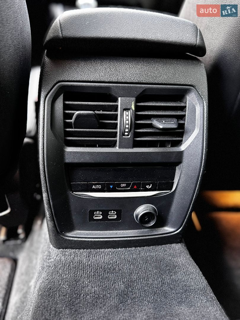 BMW 3 Series 2019 VIN 3MW5R7J54K8A05335 фото оголошення 16 з 29