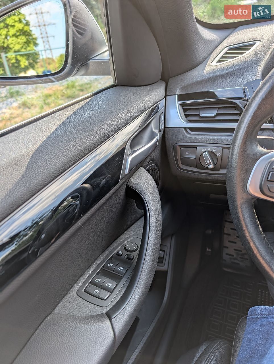 BMW X1 2018 VIN WBXHT3C53K5L37192 фото оголошення 11 з 28