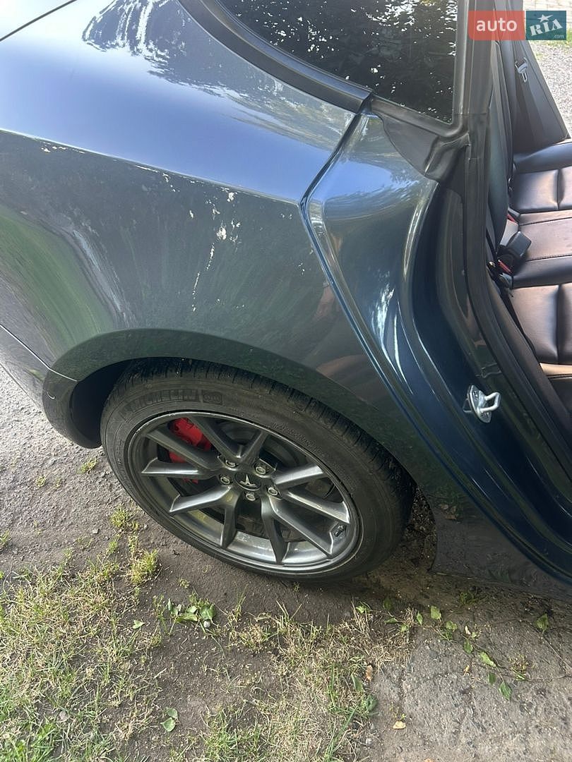 Tesla Model 3 2023 VIN 5YJ3E1EB1PF663054 фото оголошення 16 з 26