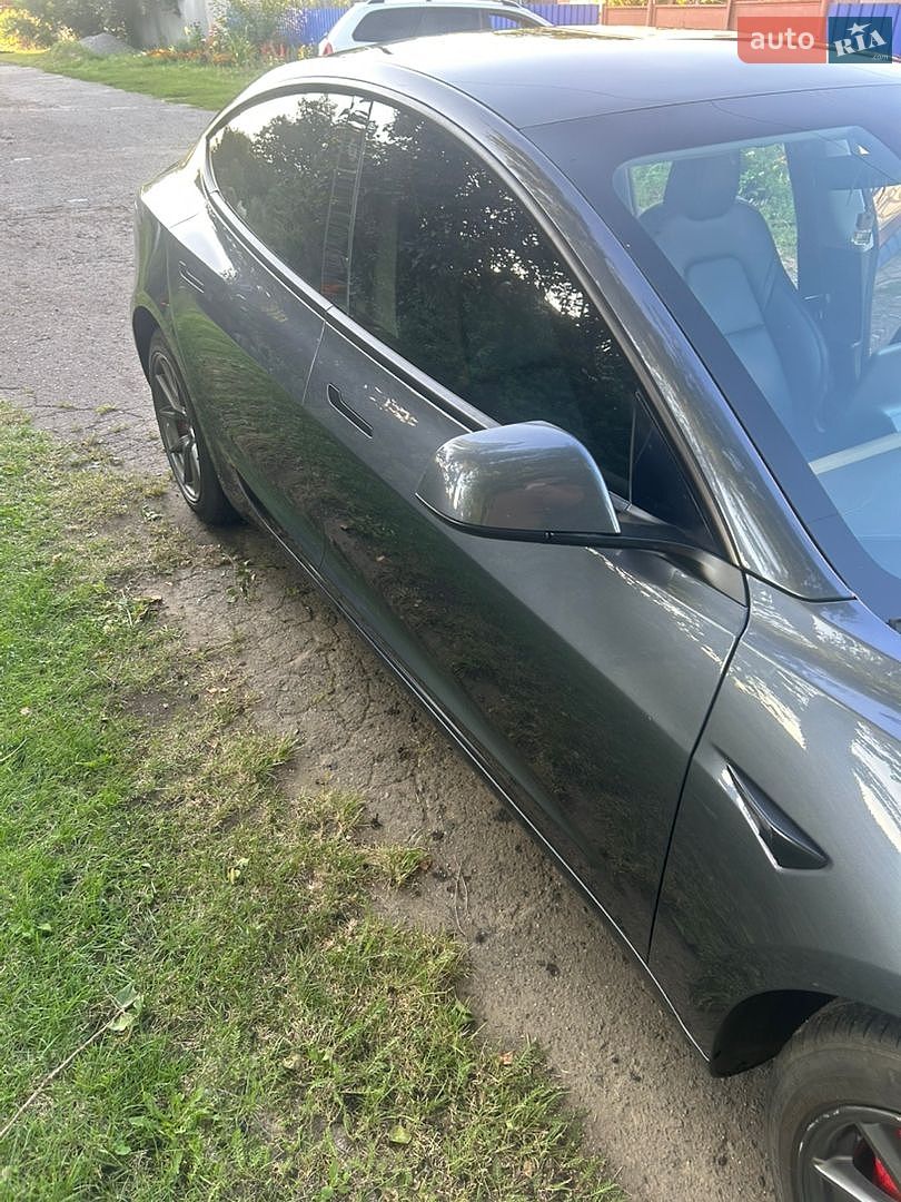 Tesla Model 3 2023 VIN 5YJ3E1EB1PF663054 фото оголошення 19 з 26