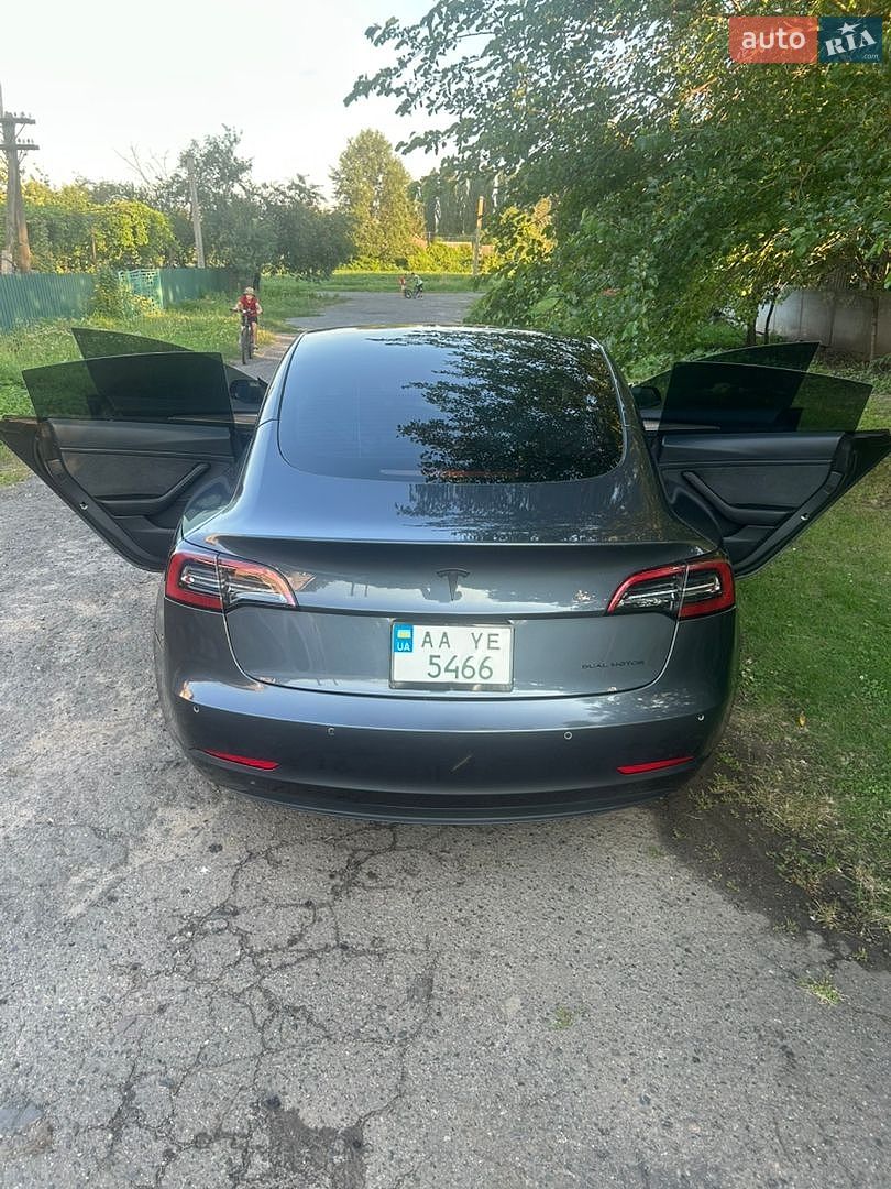 Tesla Model 3 2023 VIN 5YJ3E1EB1PF663054 фото оголошення 21 з 26