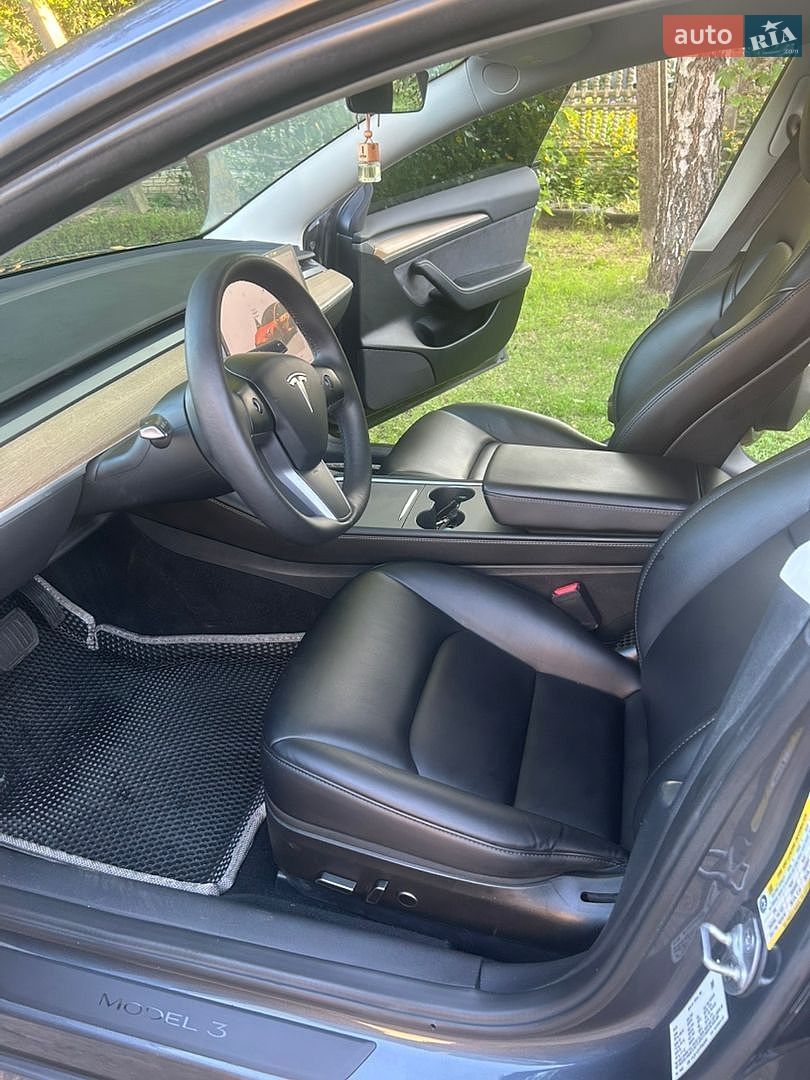 Tesla Model 3 2023 VIN 5YJ3E1EB1PF663054 фото оголошення 23 з 26