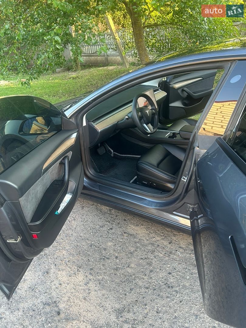 Tesla Model 3 2023 VIN 5YJ3E1EB1PF663054 фото оголошення 24 з 26