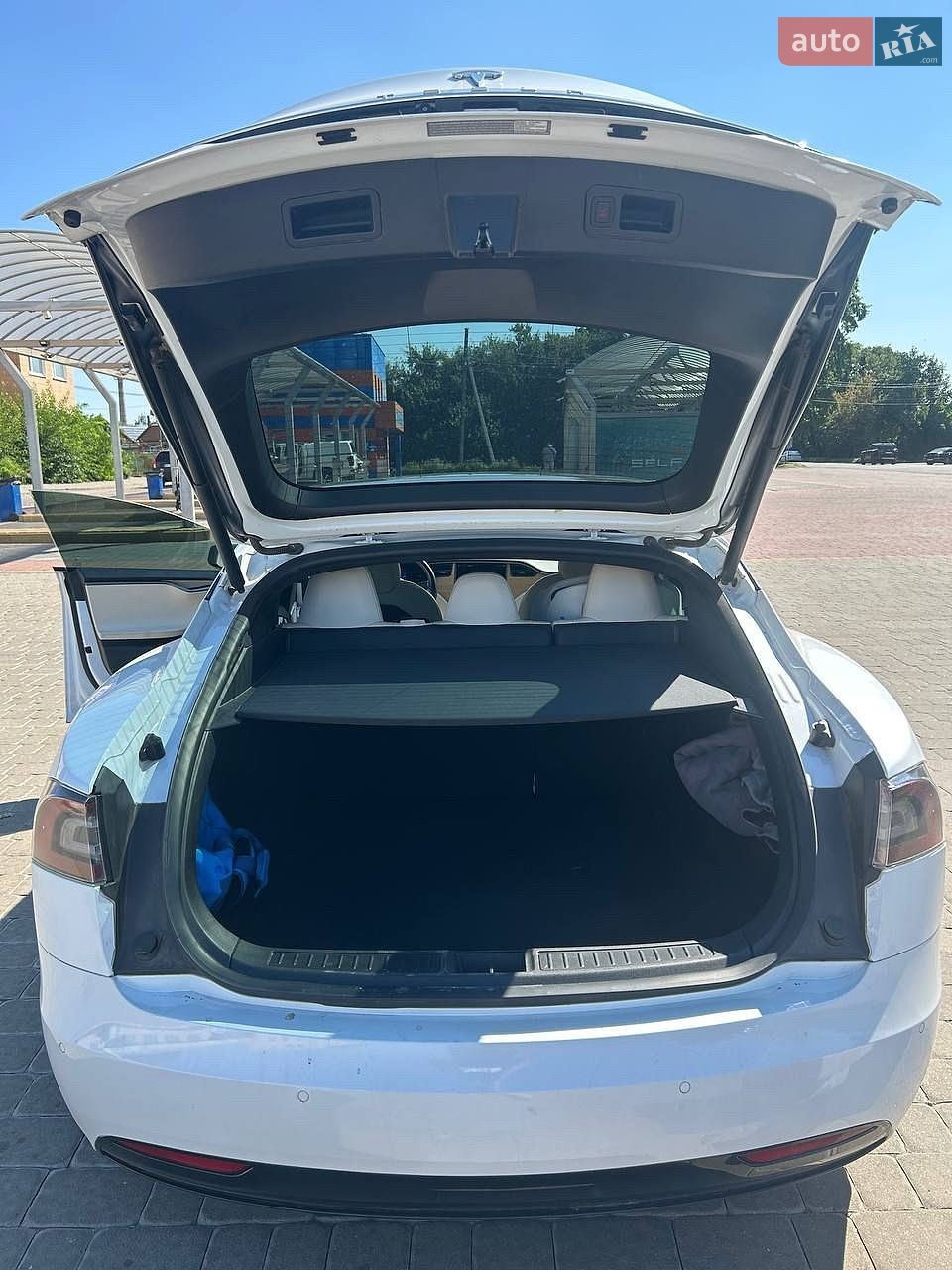 Tesla Model S 2020 VIN 5YJSA1E29MF419106 фото оголошення 14 з 23