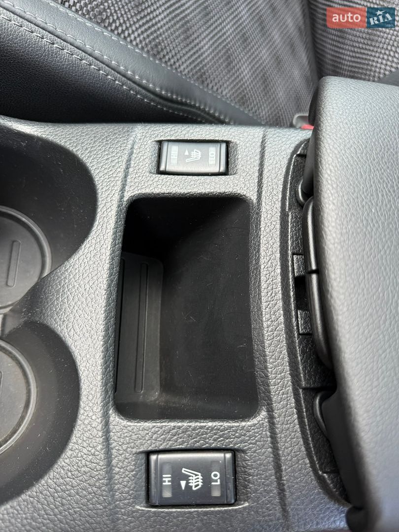 Nissan Qashqai 2015 VIN SJNFDAJ11U1266172 фото оголошення 52 з 73