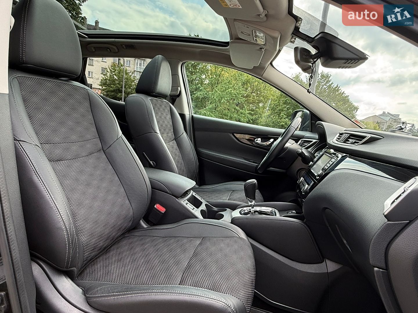 Nissan Qashqai 2015 VIN SJNFDAJ11U1266172 фото оголошення 55 з 73