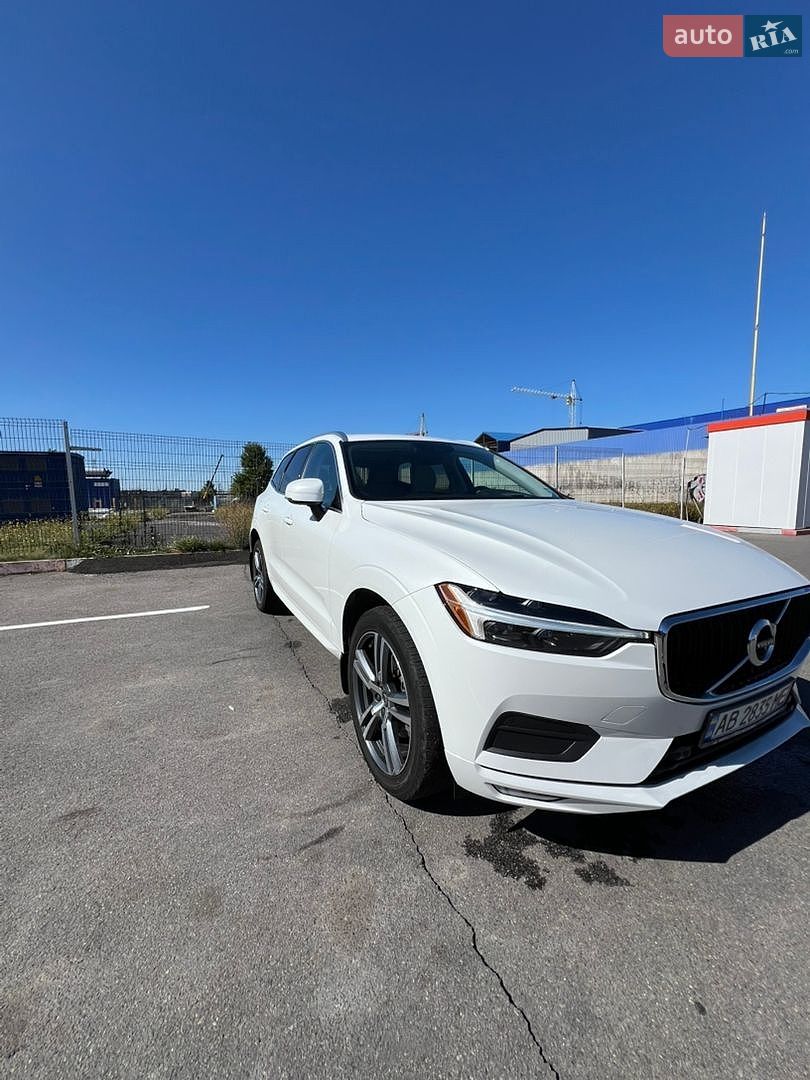 Volvo XC60 2021 VIN YV4102RK2M1836300 фото оголошення 2 з 26