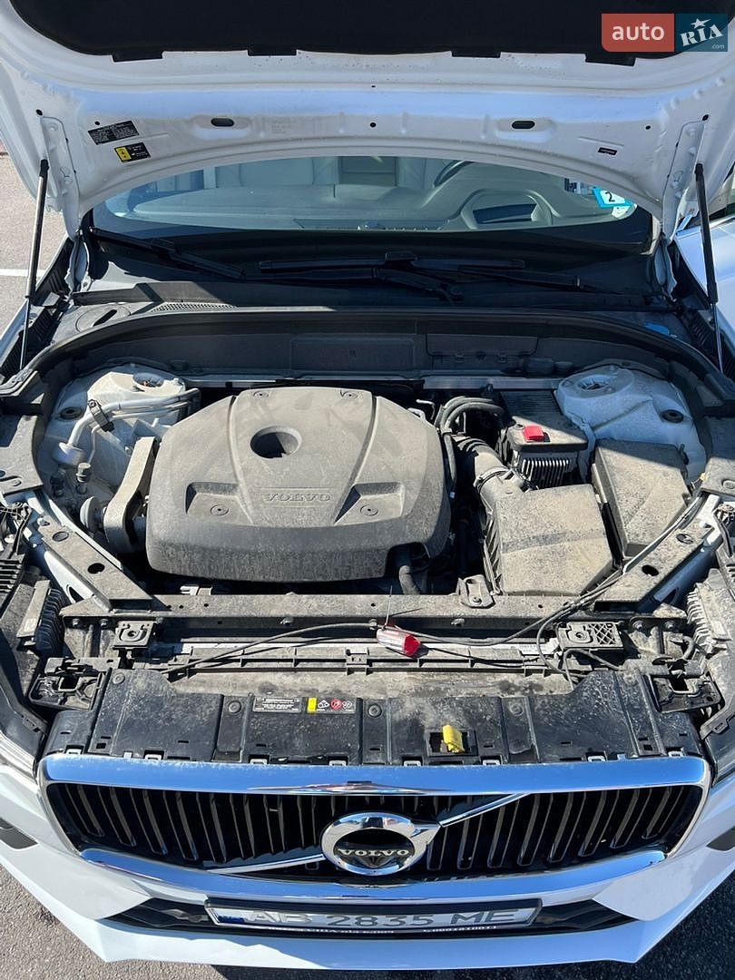 Volvo XC60 2021 VIN YV4102RK2M1836300 фото оголошення 23 з 26