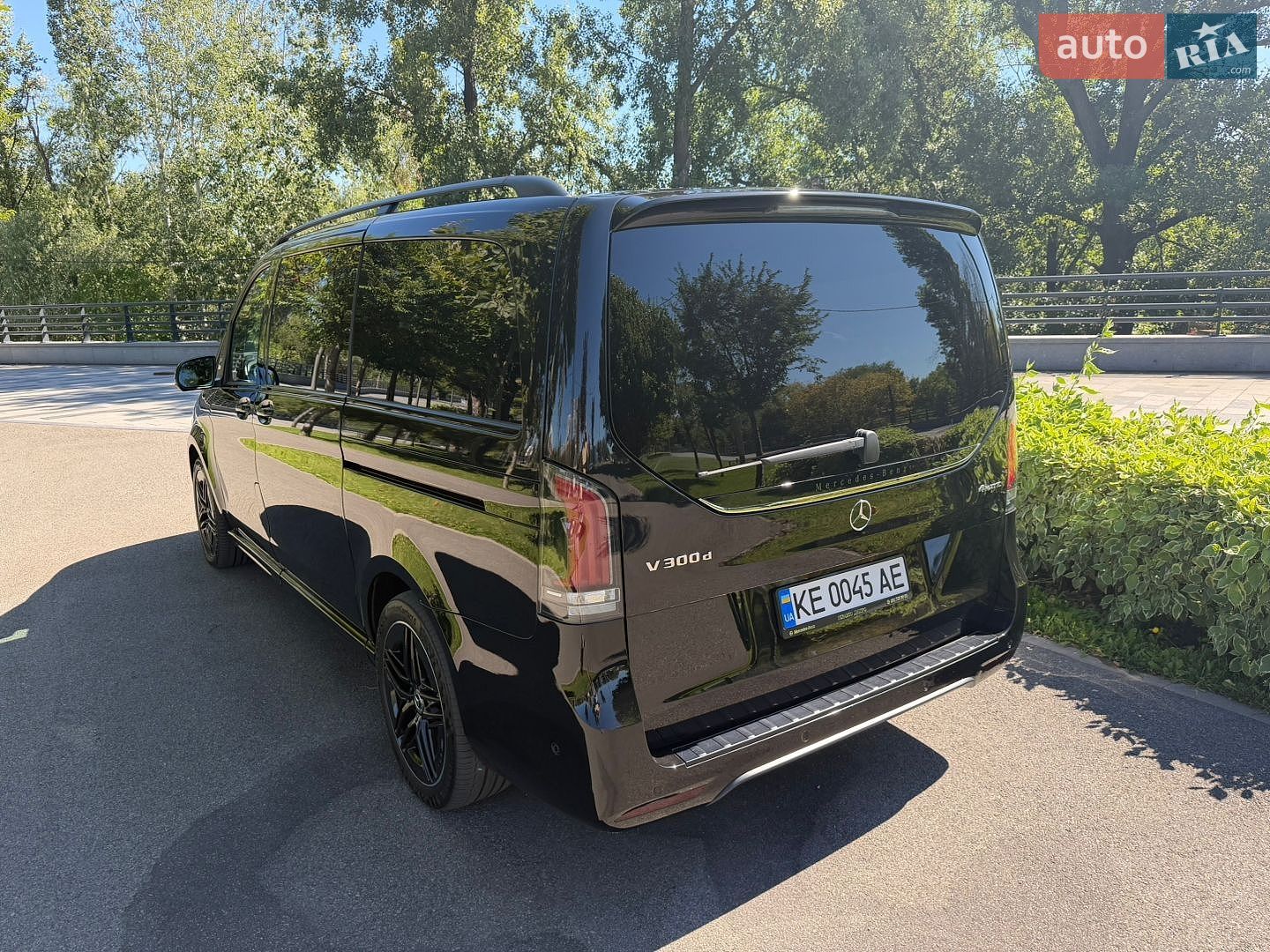 Mercedes-Benz V-Class 2024 VIN W1V447813S4404773 фото оголошення 6 з 40