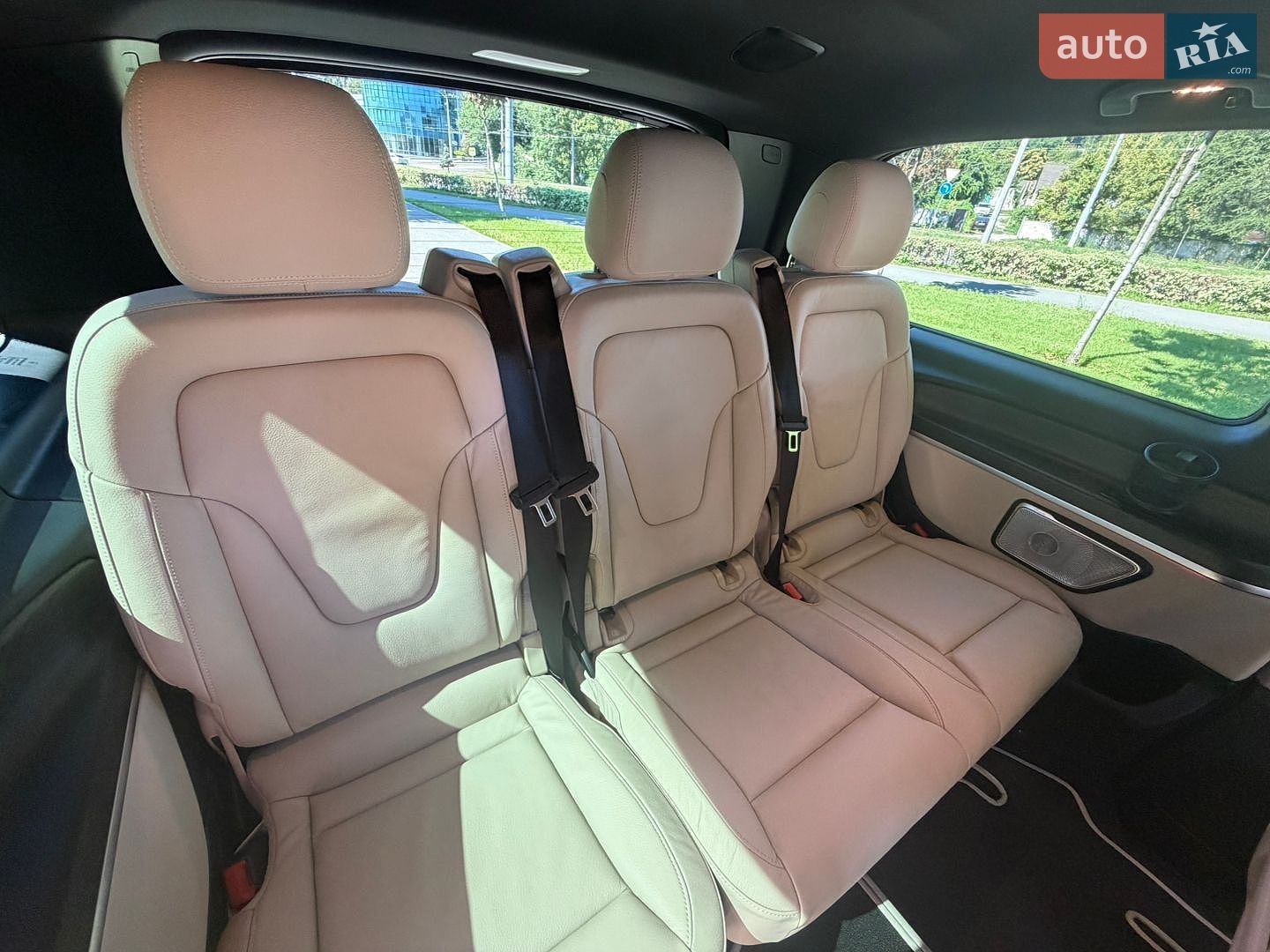 Mercedes-Benz V-Class 2024 VIN W1V447813S4404773 фото оголошення 20 з 40