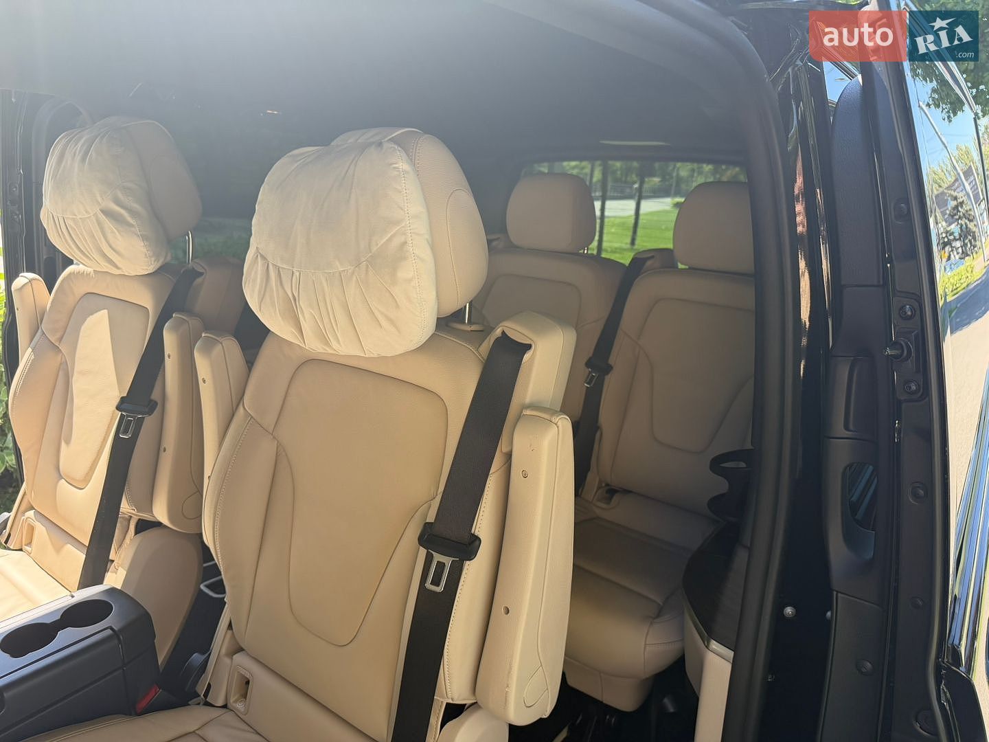 Mercedes-Benz V-Class 2024 VIN W1V447813S4404773 фото оголошення 17 з 40