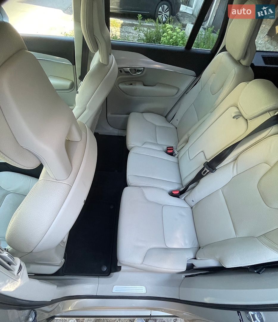 Volvo XC90 2016 VIN YV4102XK8G1057135 фото оголошення 13 з 22
