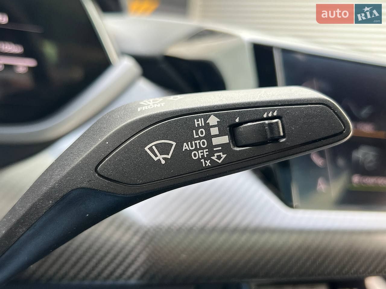Audi RS e-tron GT 2021 VIN WAUZZZFW1N7901046 фото оголошення 17 з 29