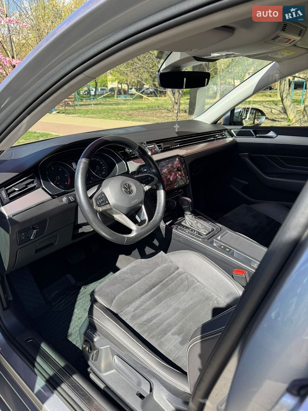 Volkswagen Passat 2020 VIN WVWZZZ3CZLE101785 фото оголошення 9 з 16